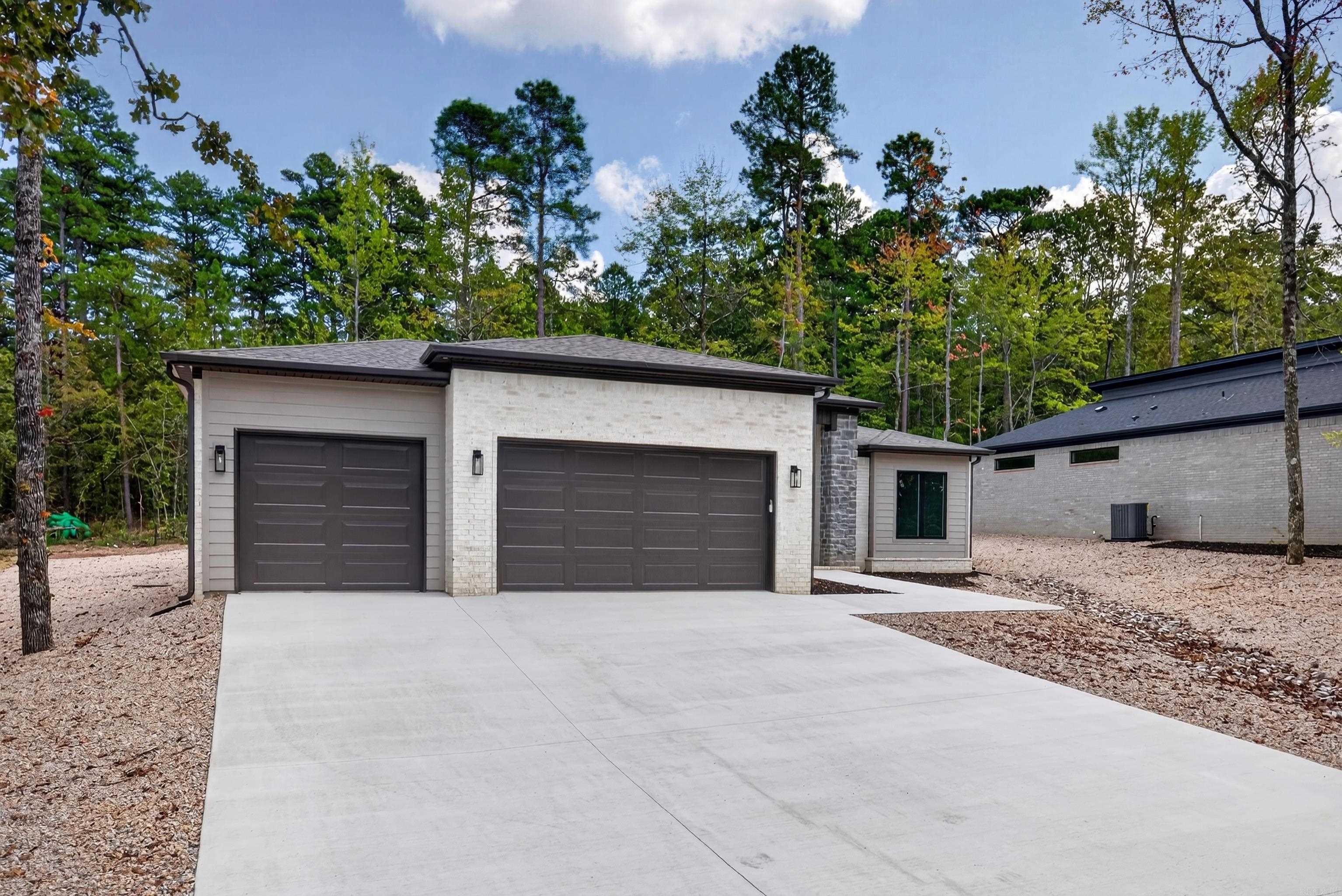 40 Estrella Way Property Photo 1