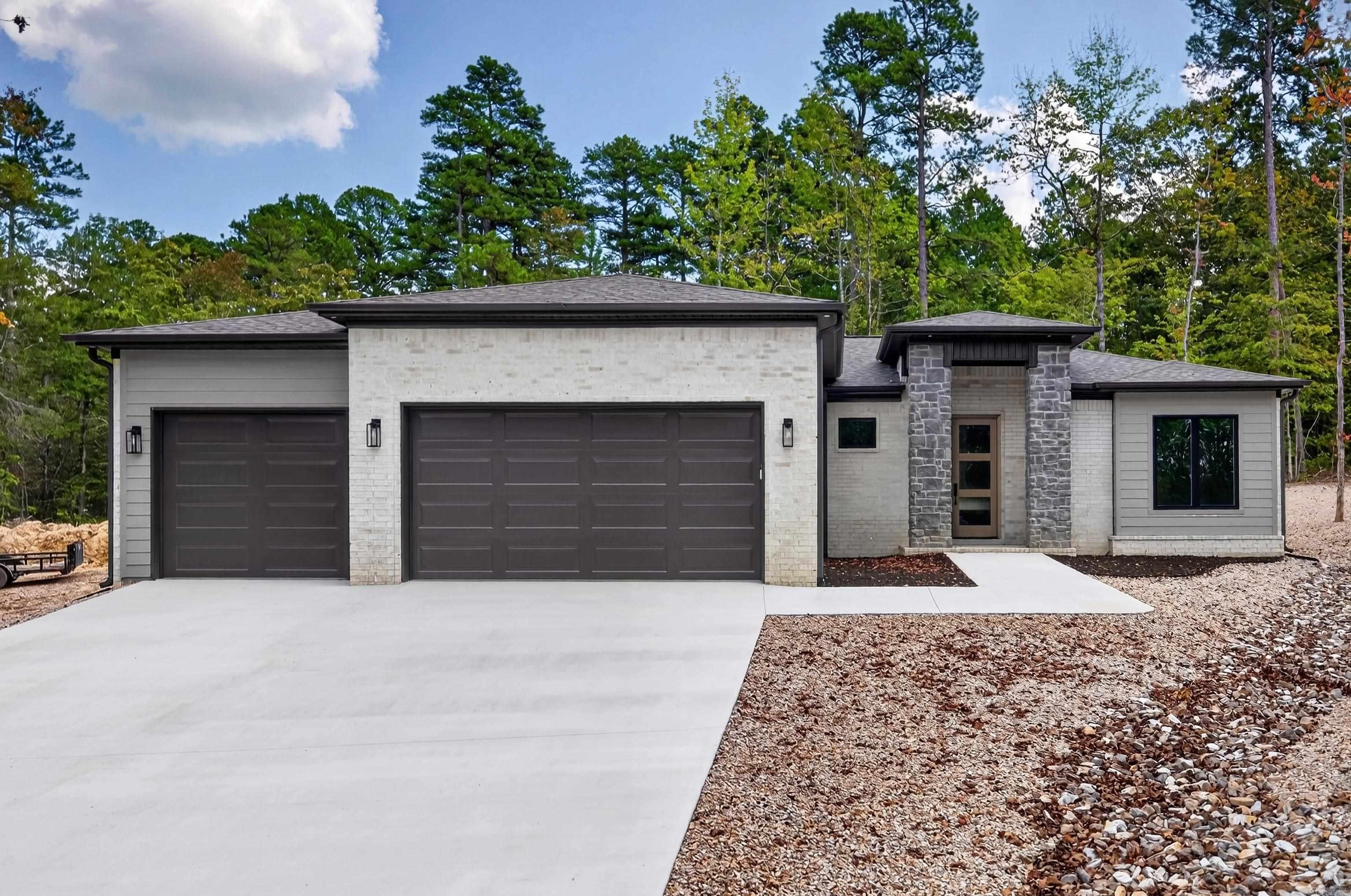 40 Estrella Way Property Photo 2