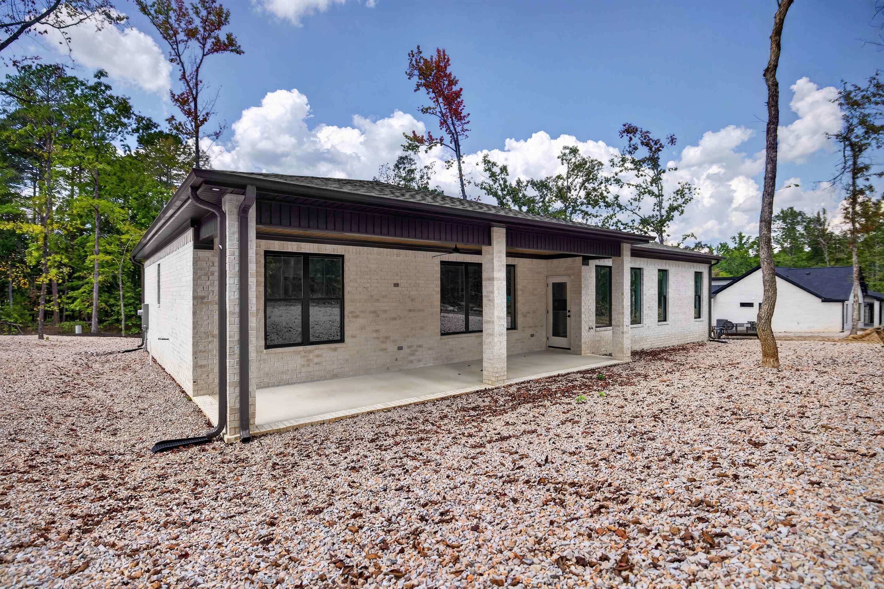 40 Estrella Way Property Photo 5