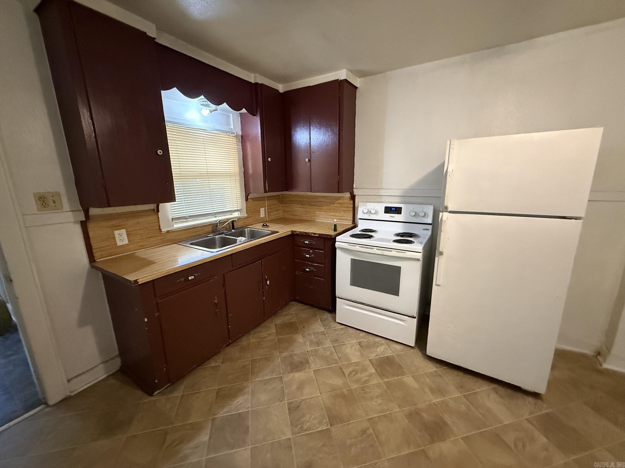 138 Highland Park Street Property Photo 7