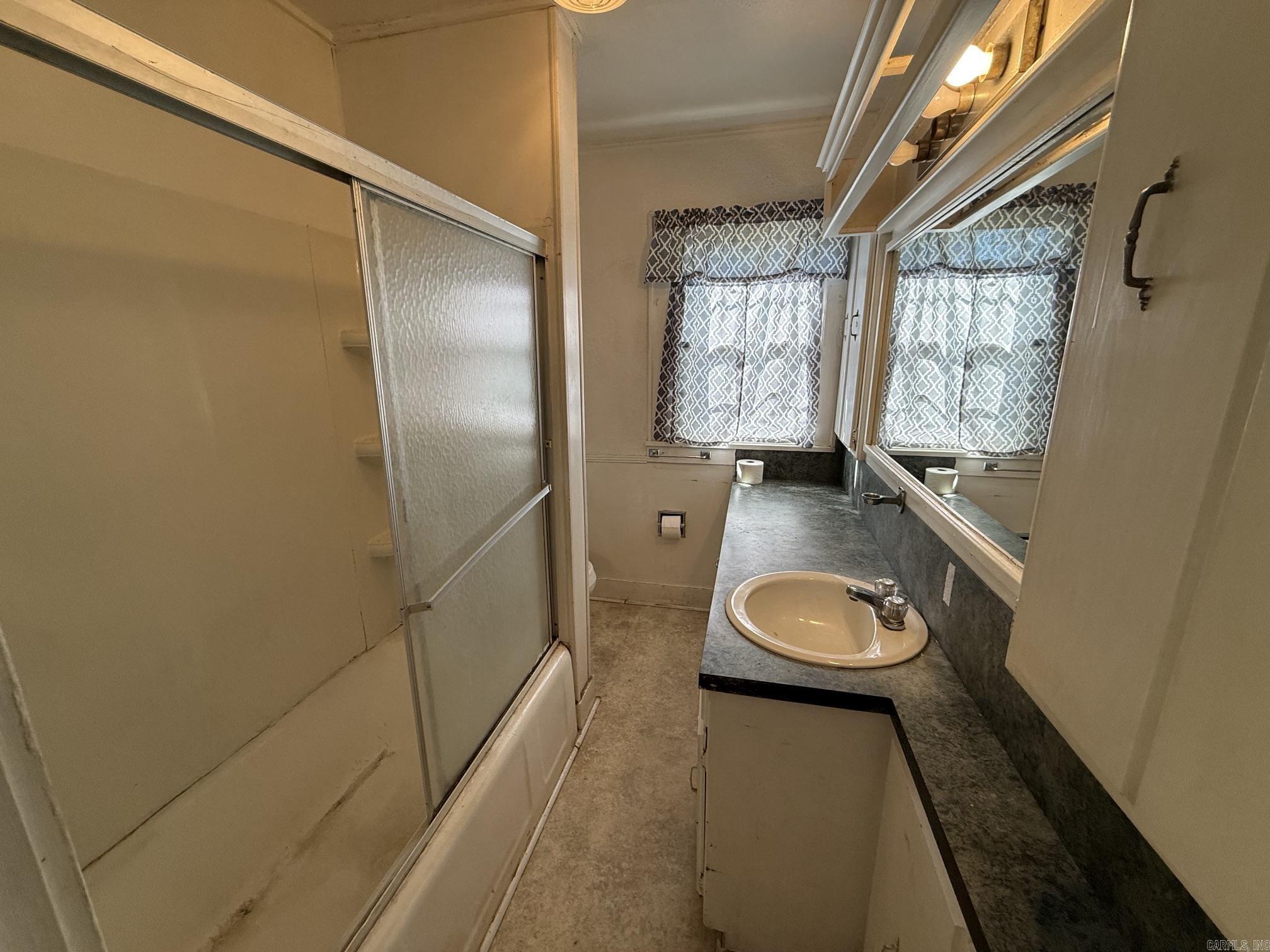 138 Highland Park Street Property Photo 11