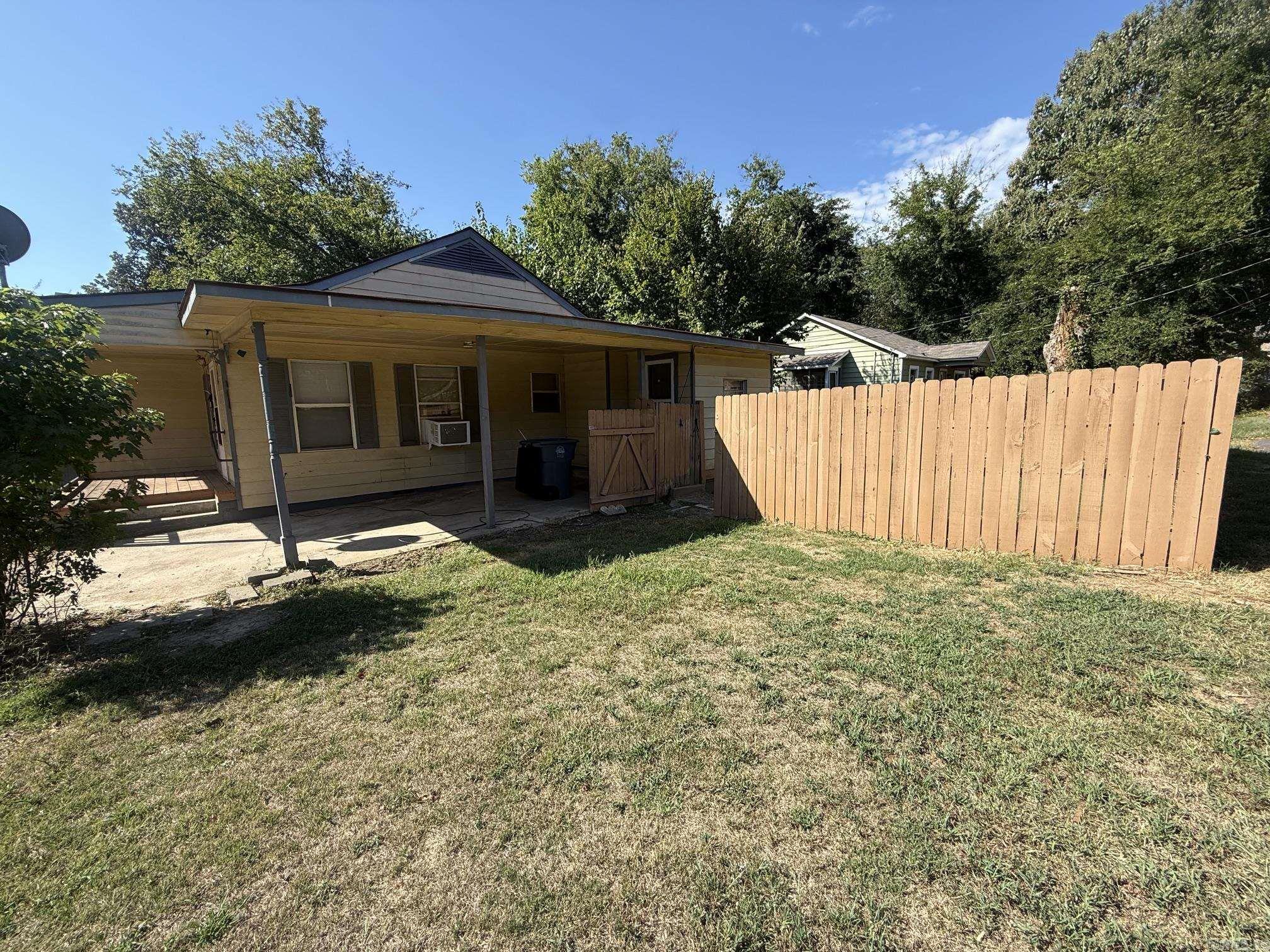 138 Highland Park Street Property Photo 16