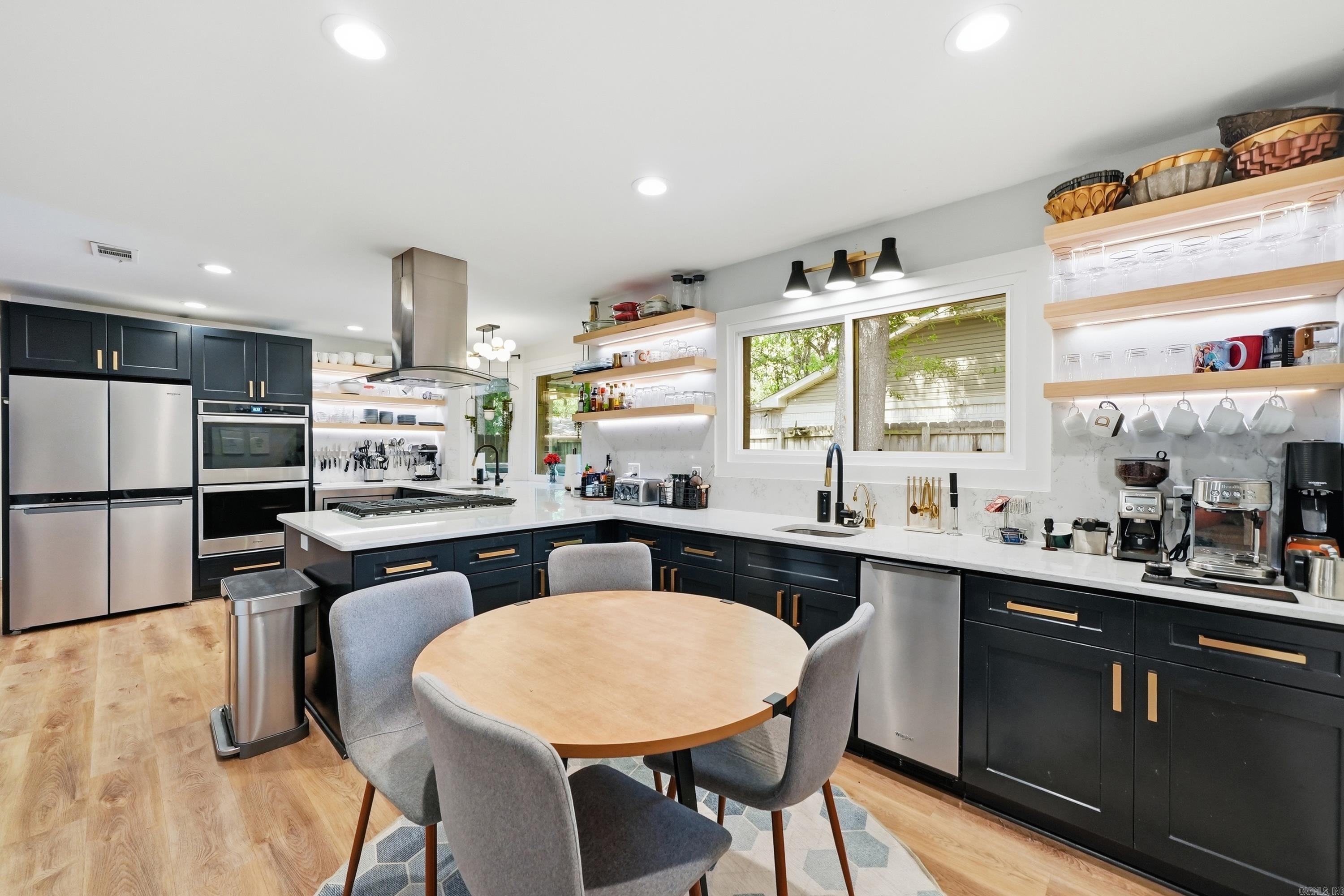 7 Woodbridge Drive Property Photo 19