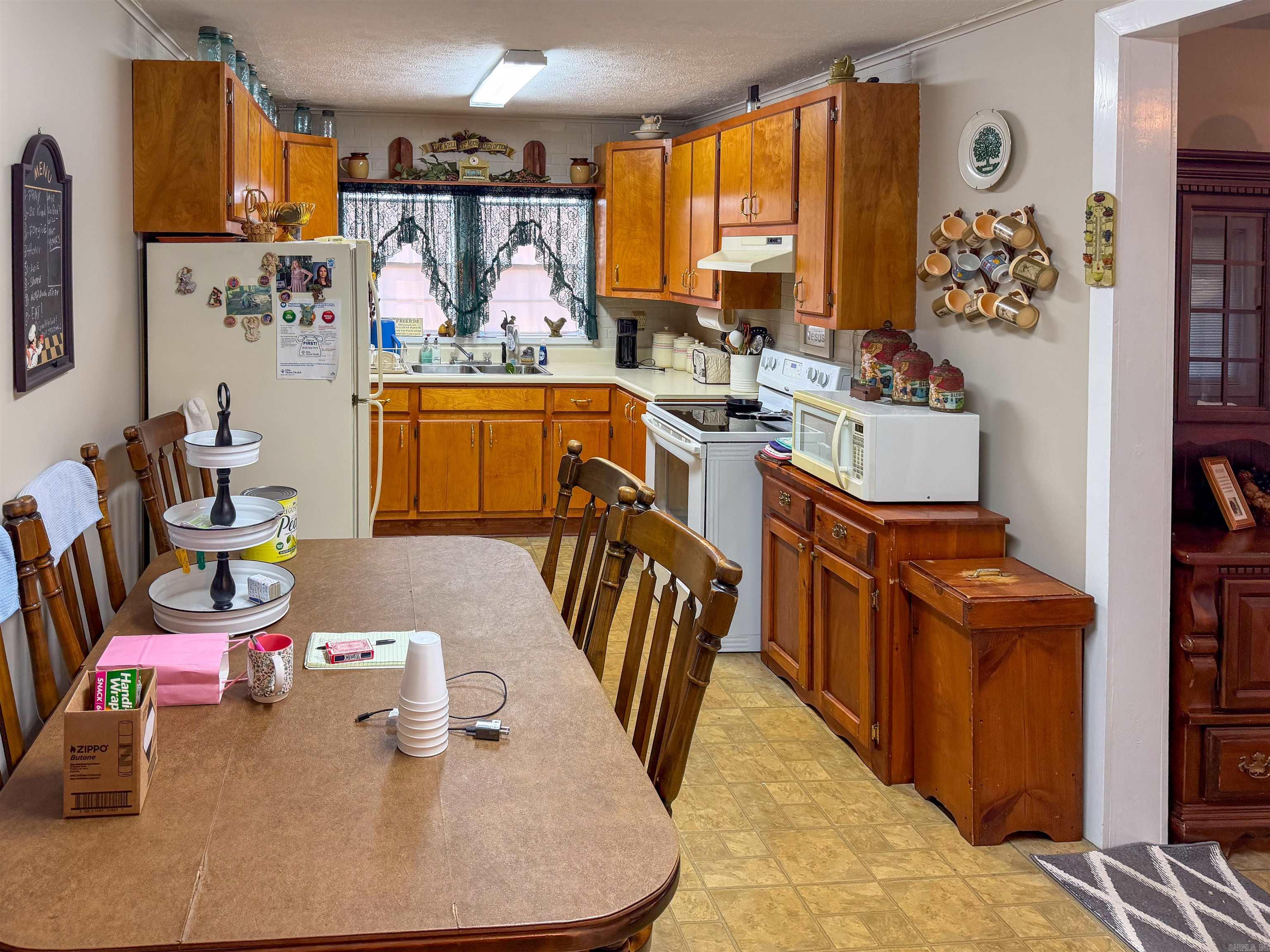841 Highway 75 Property Photo 6