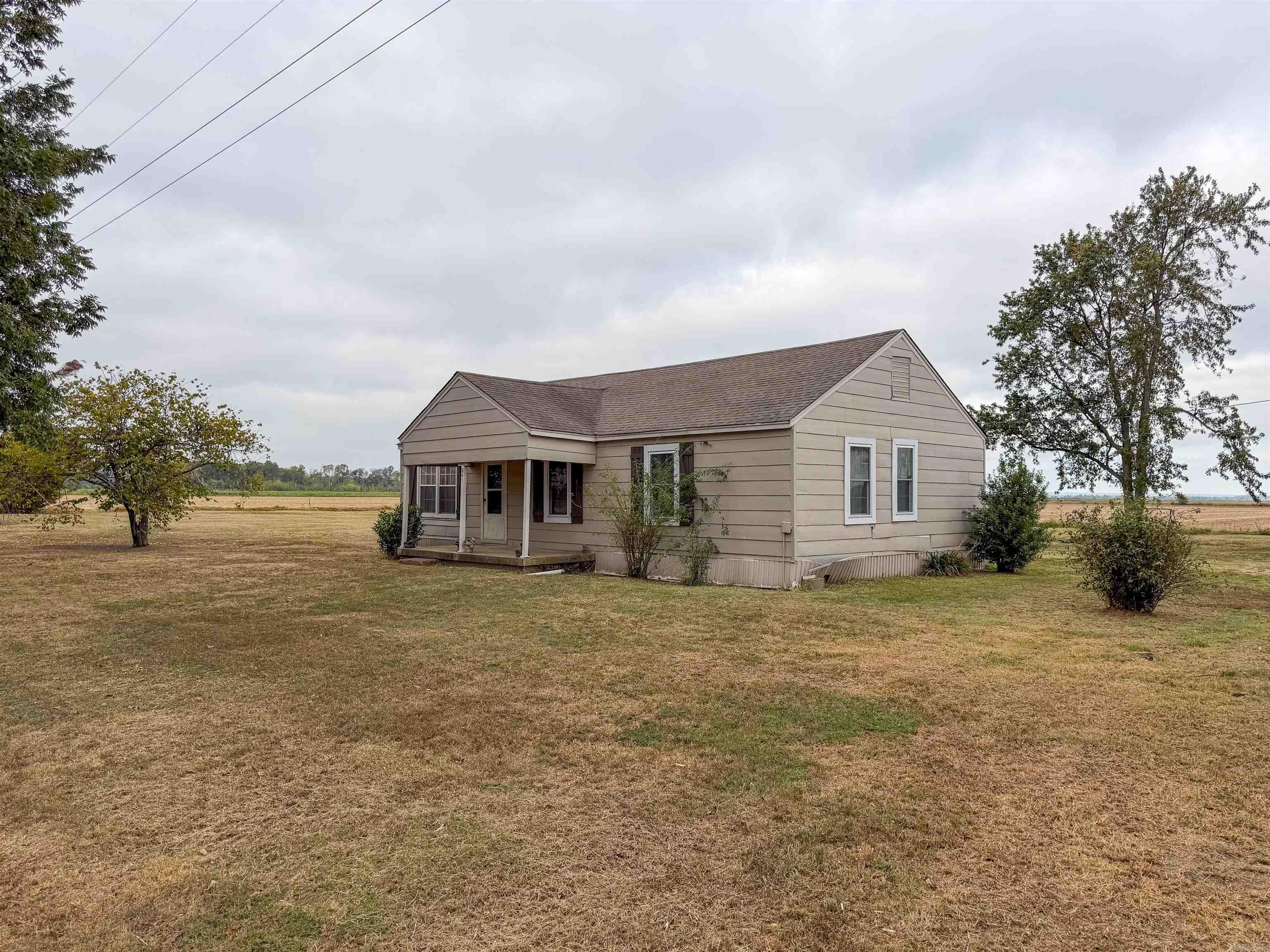 841 Highway 75 Property Photo 15