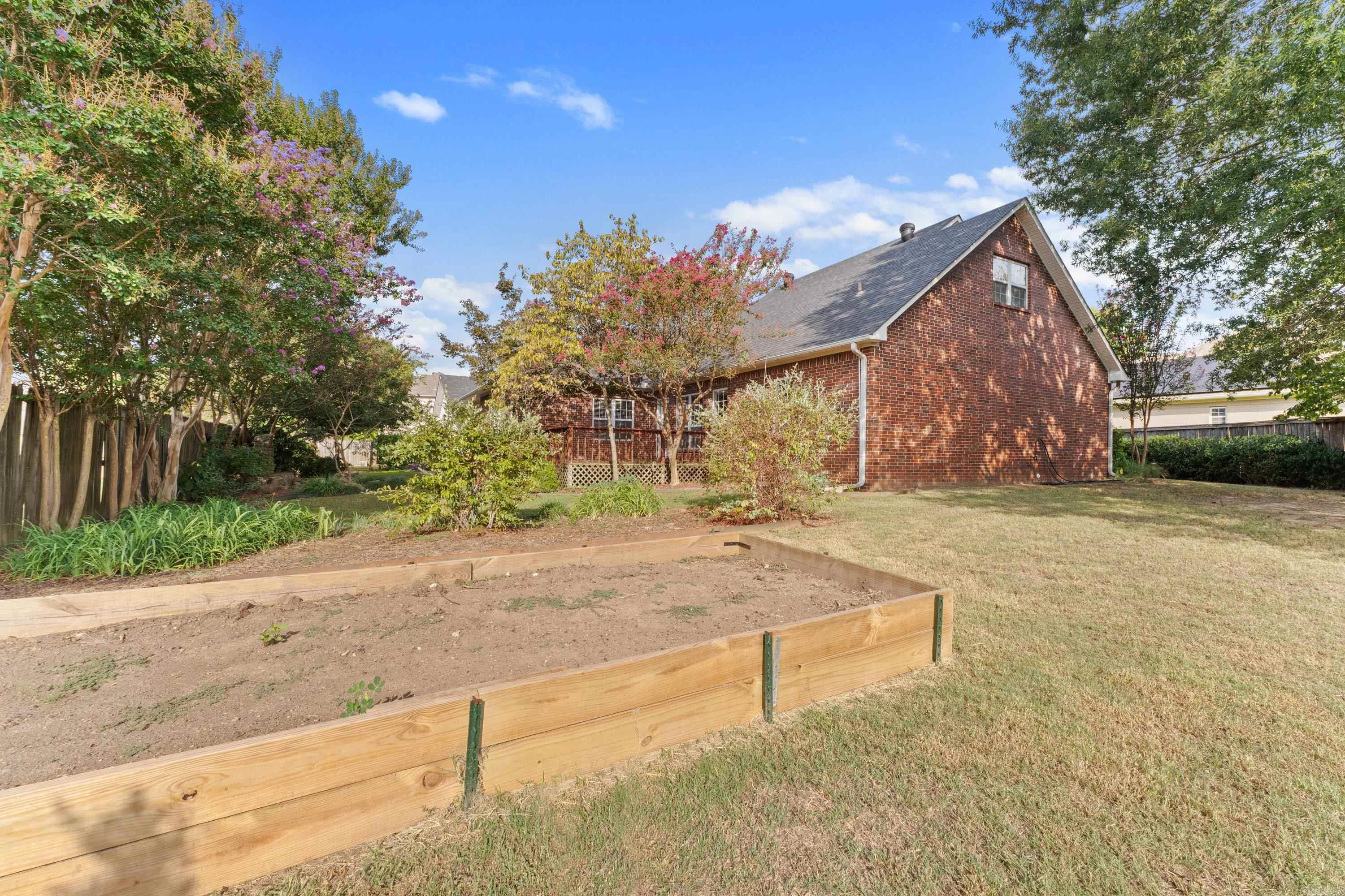 1140 Gertrude Drive Property Photo 42