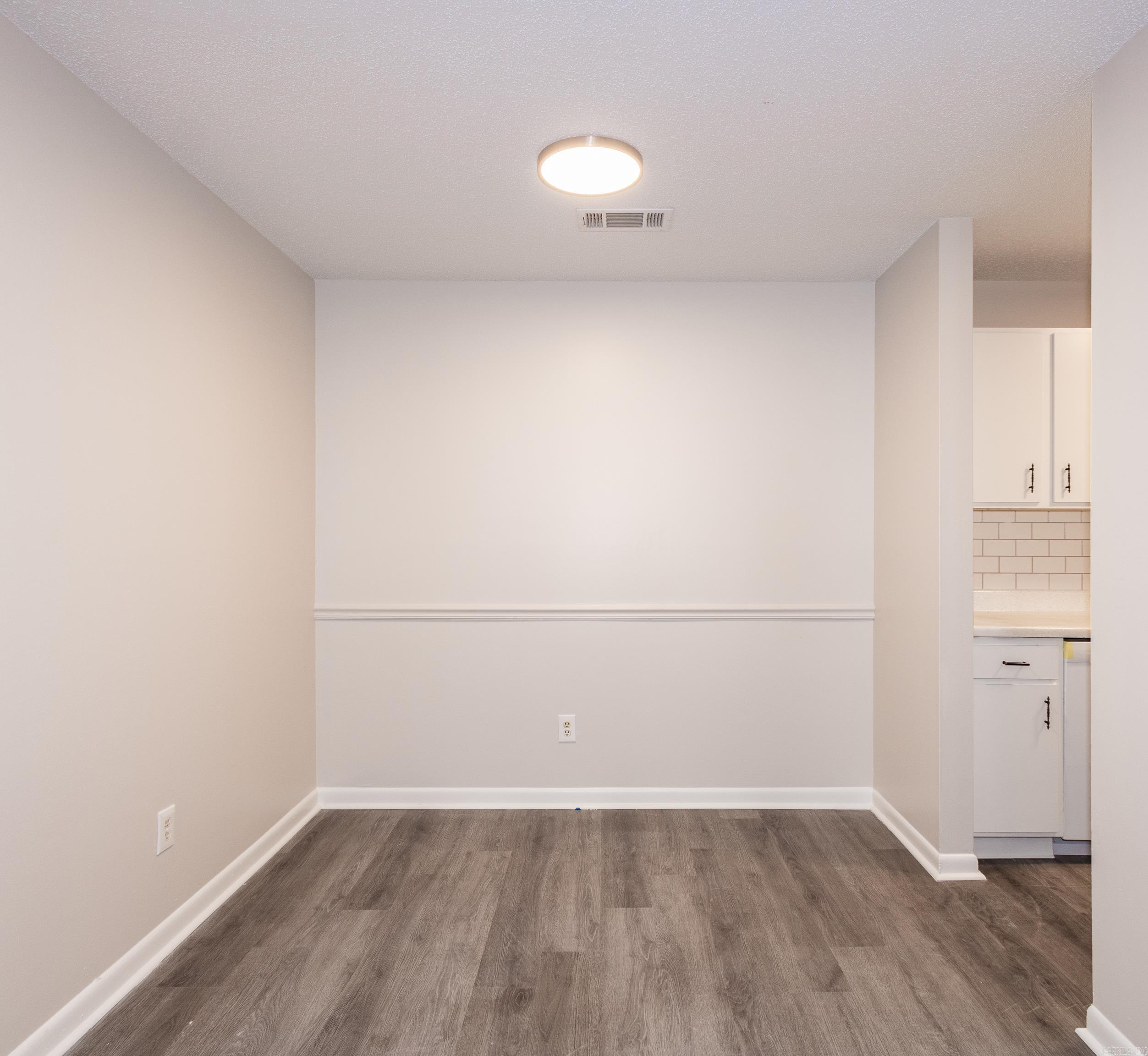 1100 Brookside Drive 25 Property Photo 10