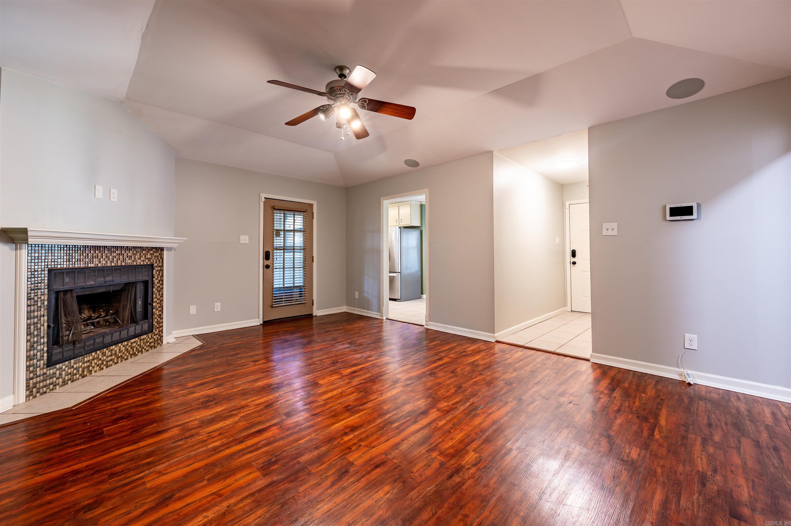 125 Spring Oak Drive Property Photo 4