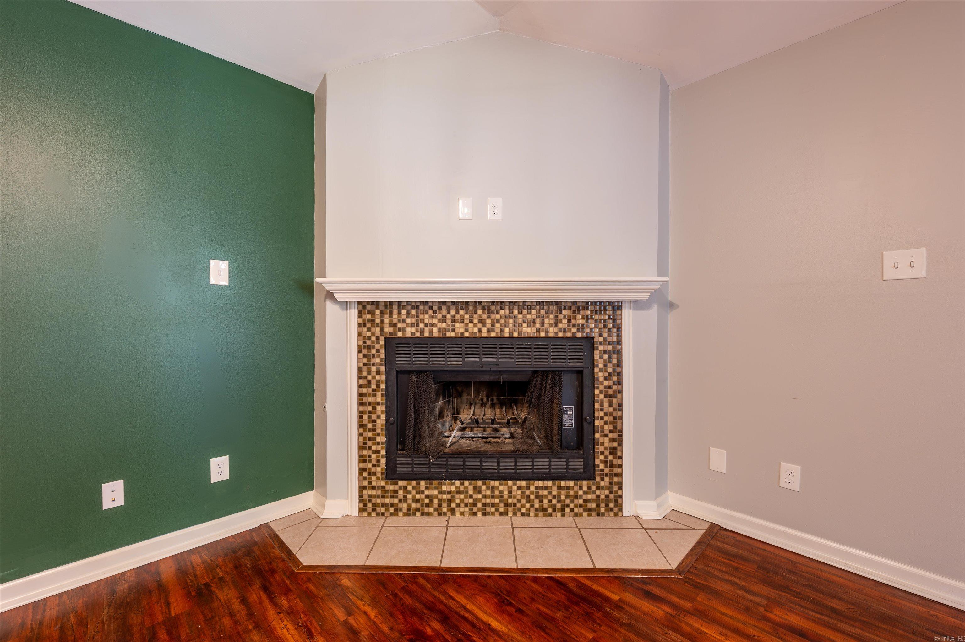 125 Spring Oak Drive Property Photo 5