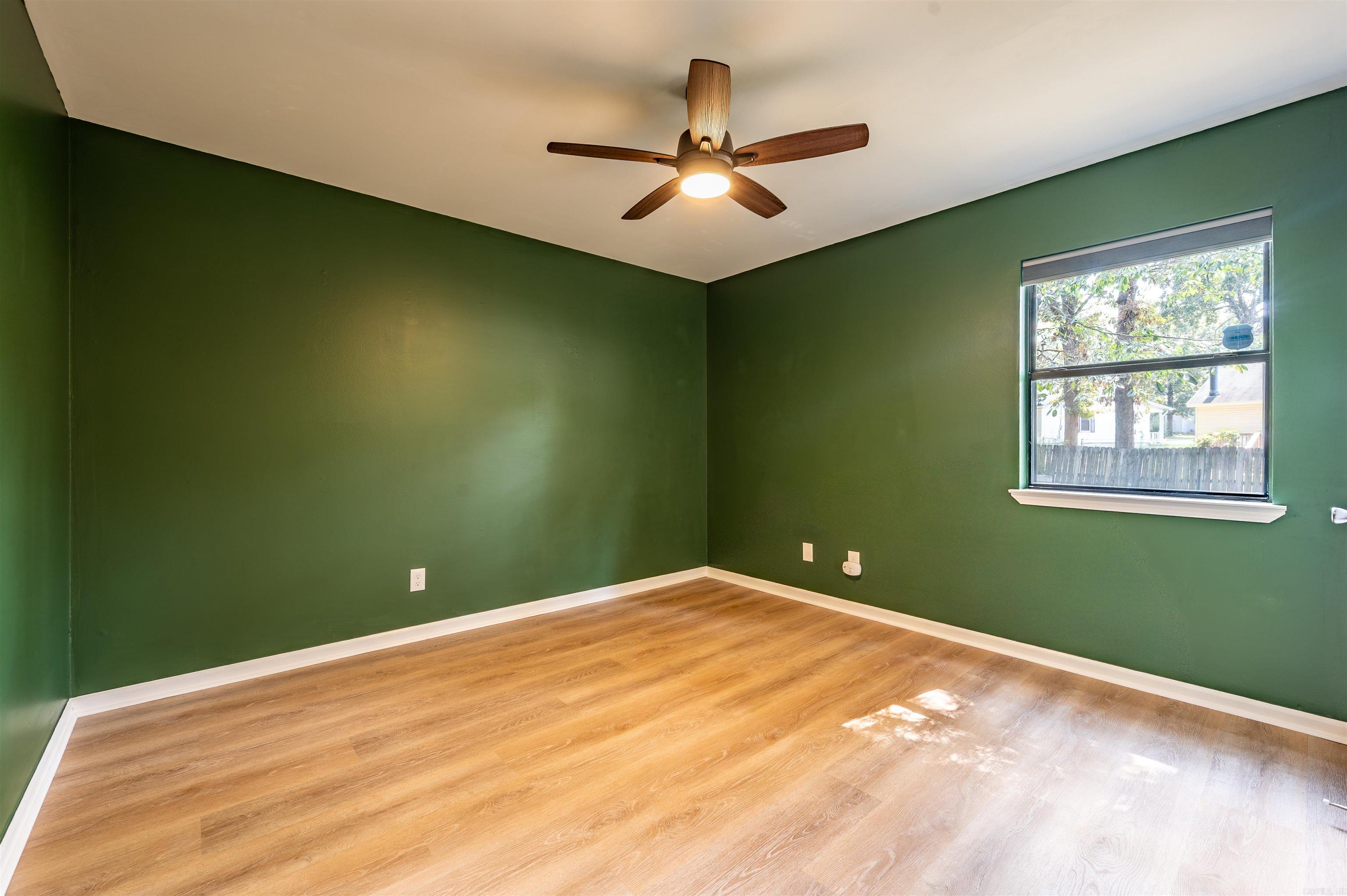 125 Spring Oak Drive Property Photo 18