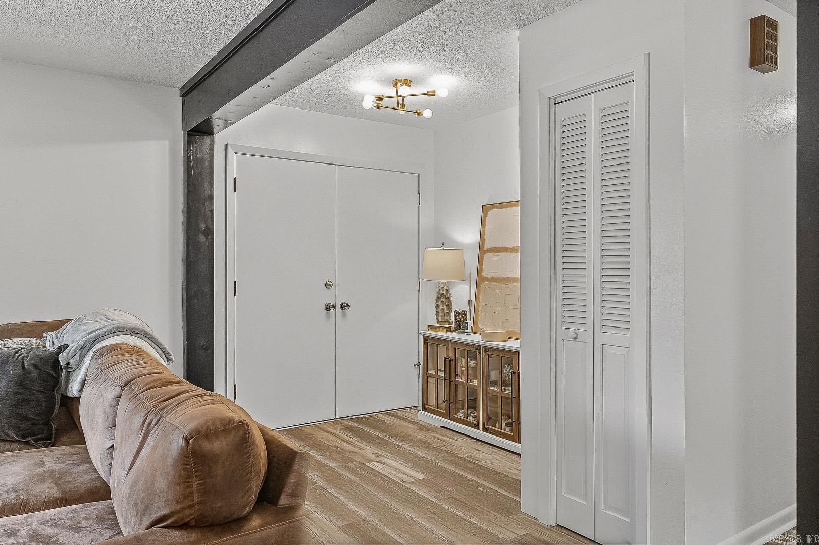 1509 Crestview Drive Property Photo 10