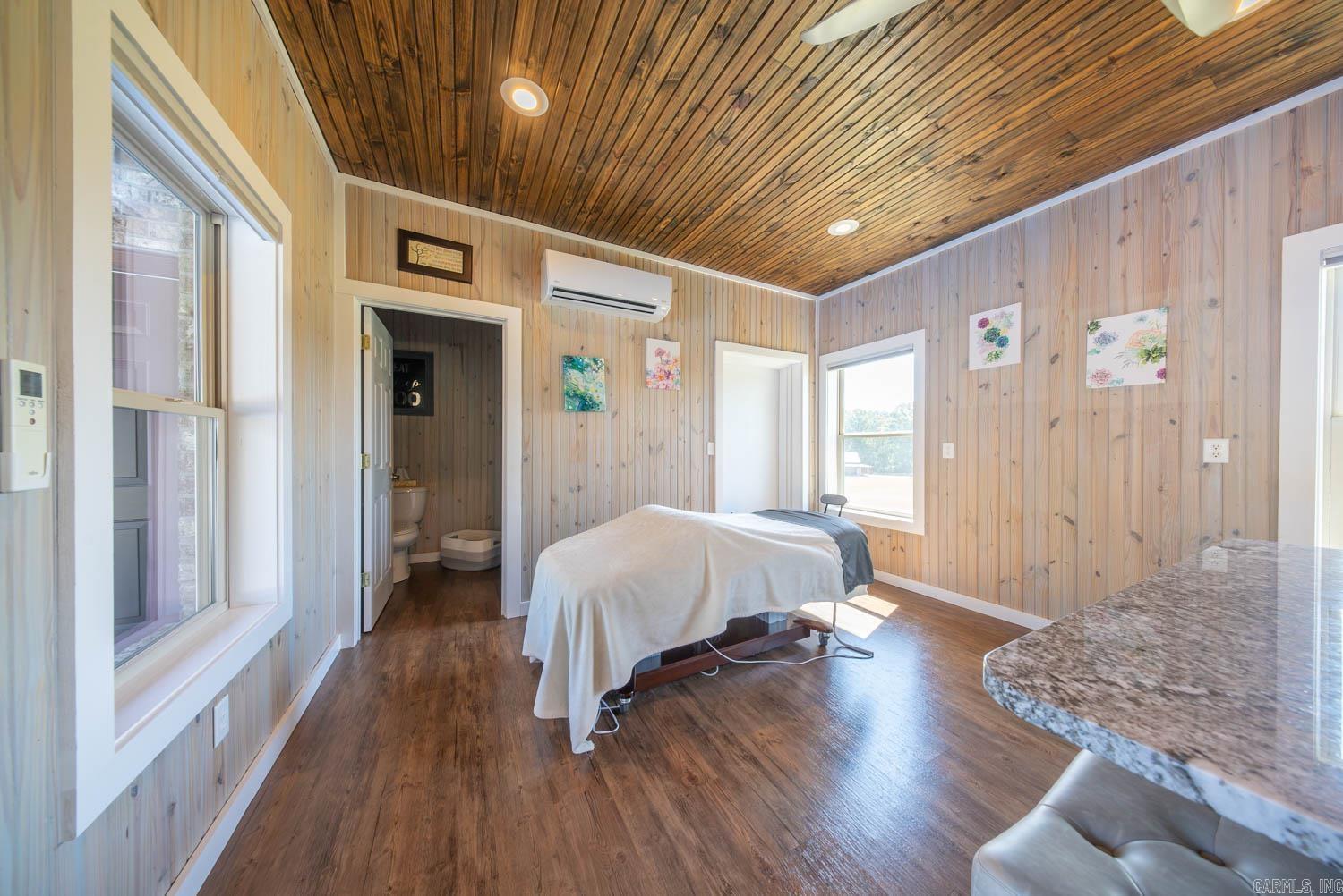 735 Possom Trot Road Property Photo 5