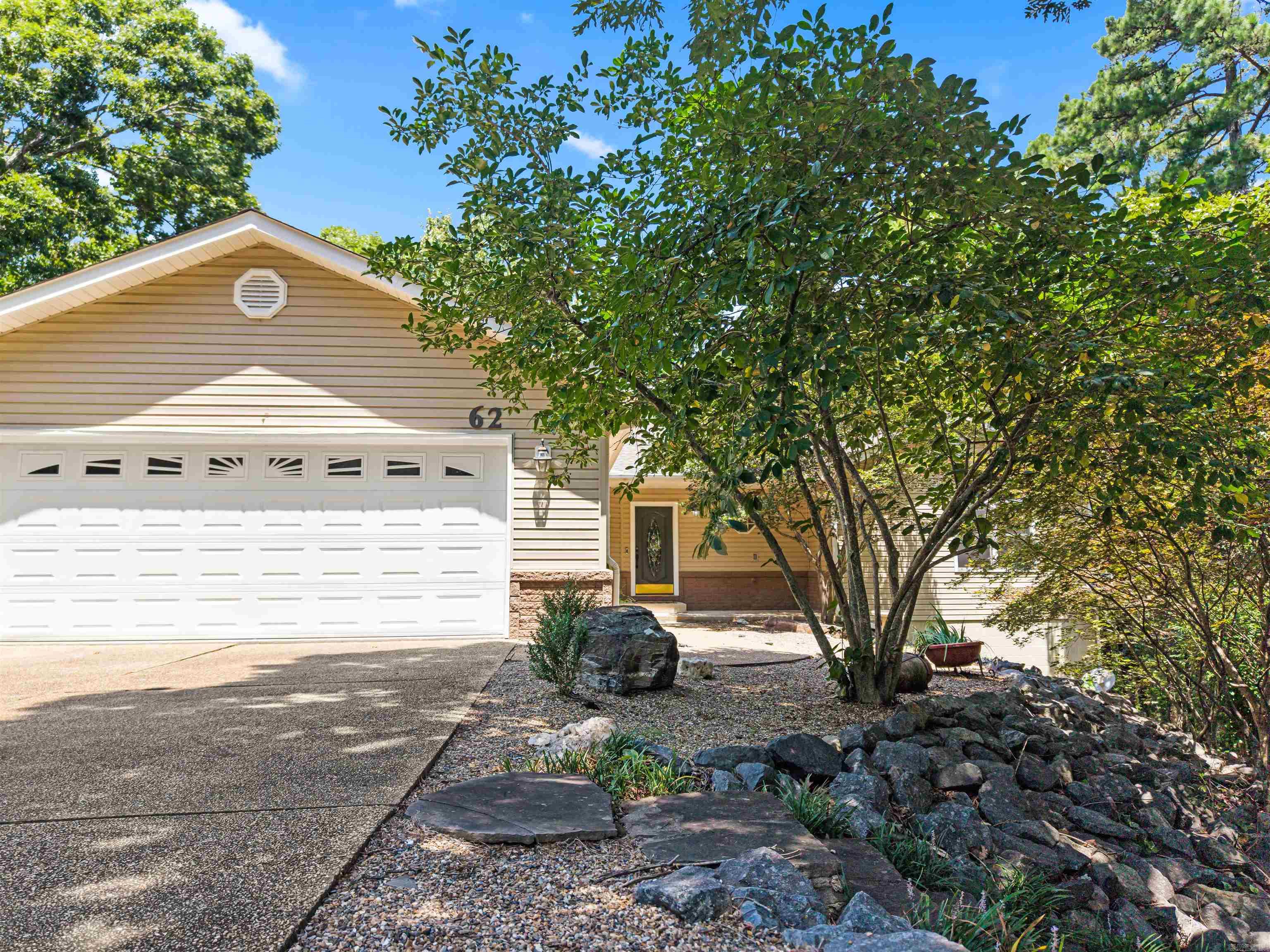 62 Asturias Drive Property Photo 4
