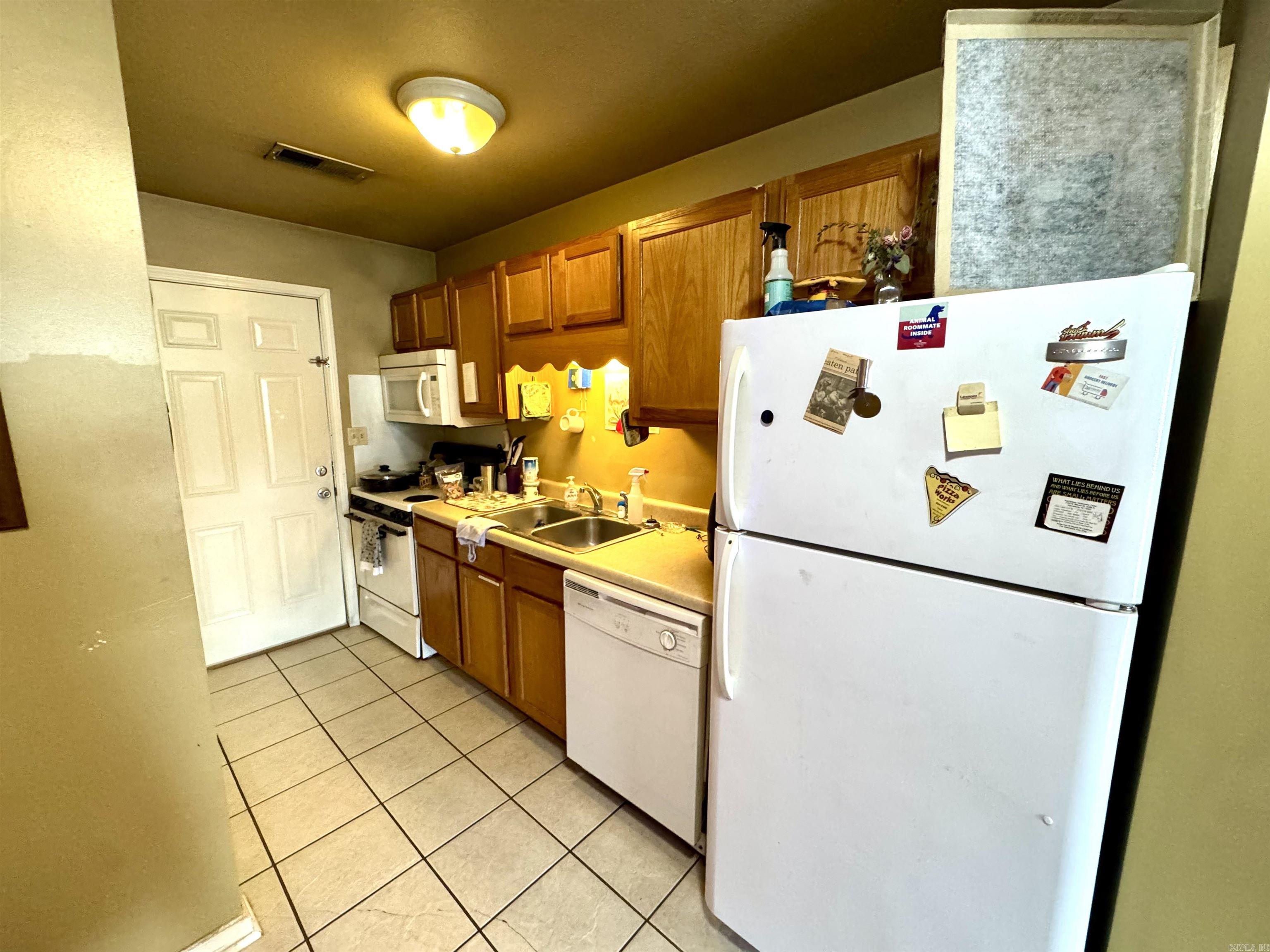 404 Scott Street Property Photo 7