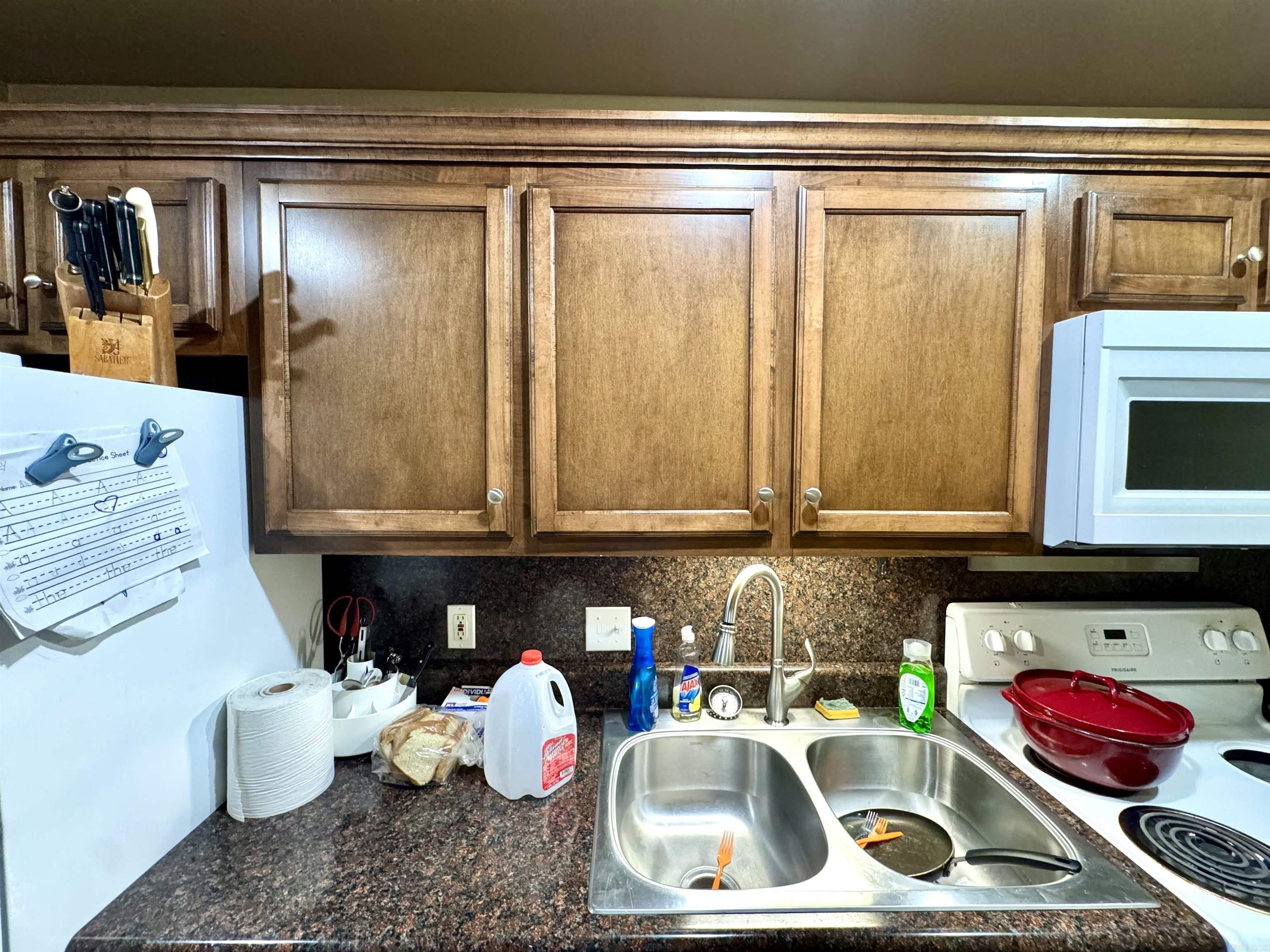 404 Scott Street Property Photo 18