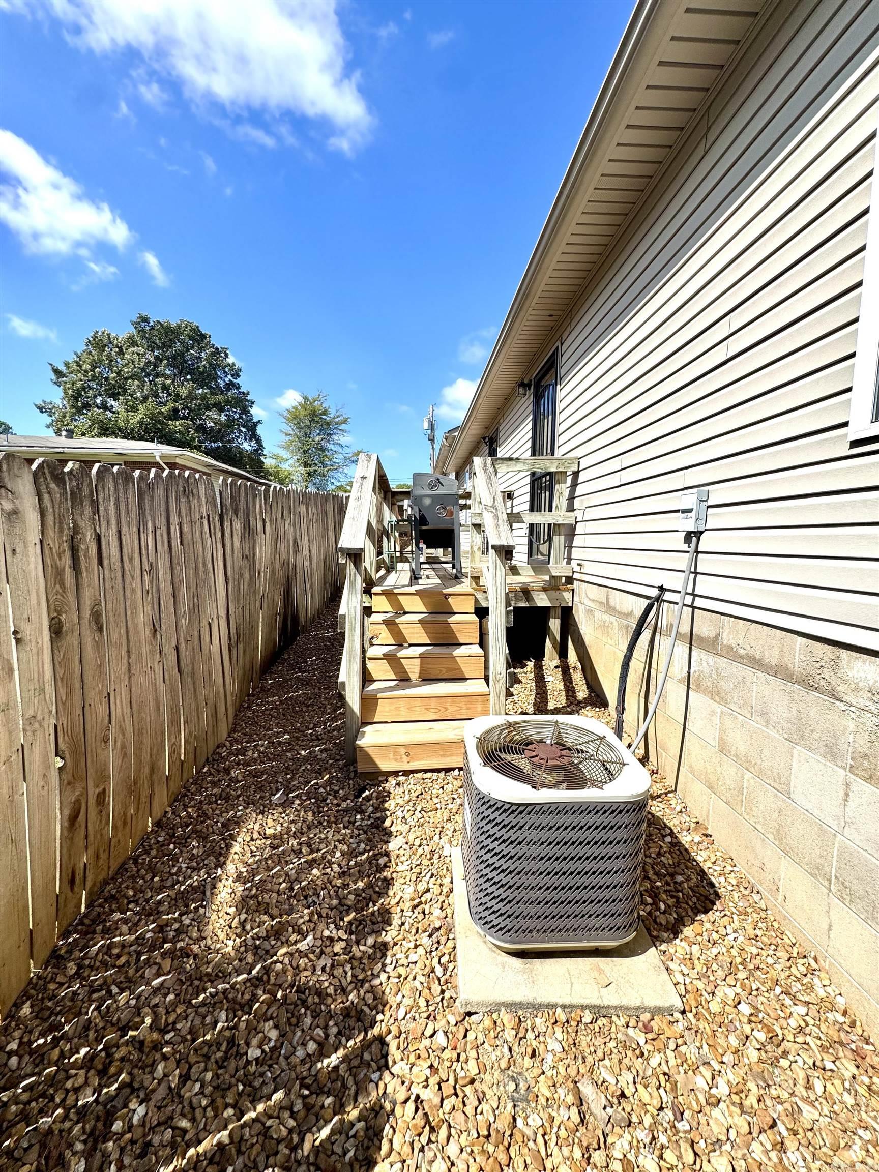 404 Scott Street Property Photo 25