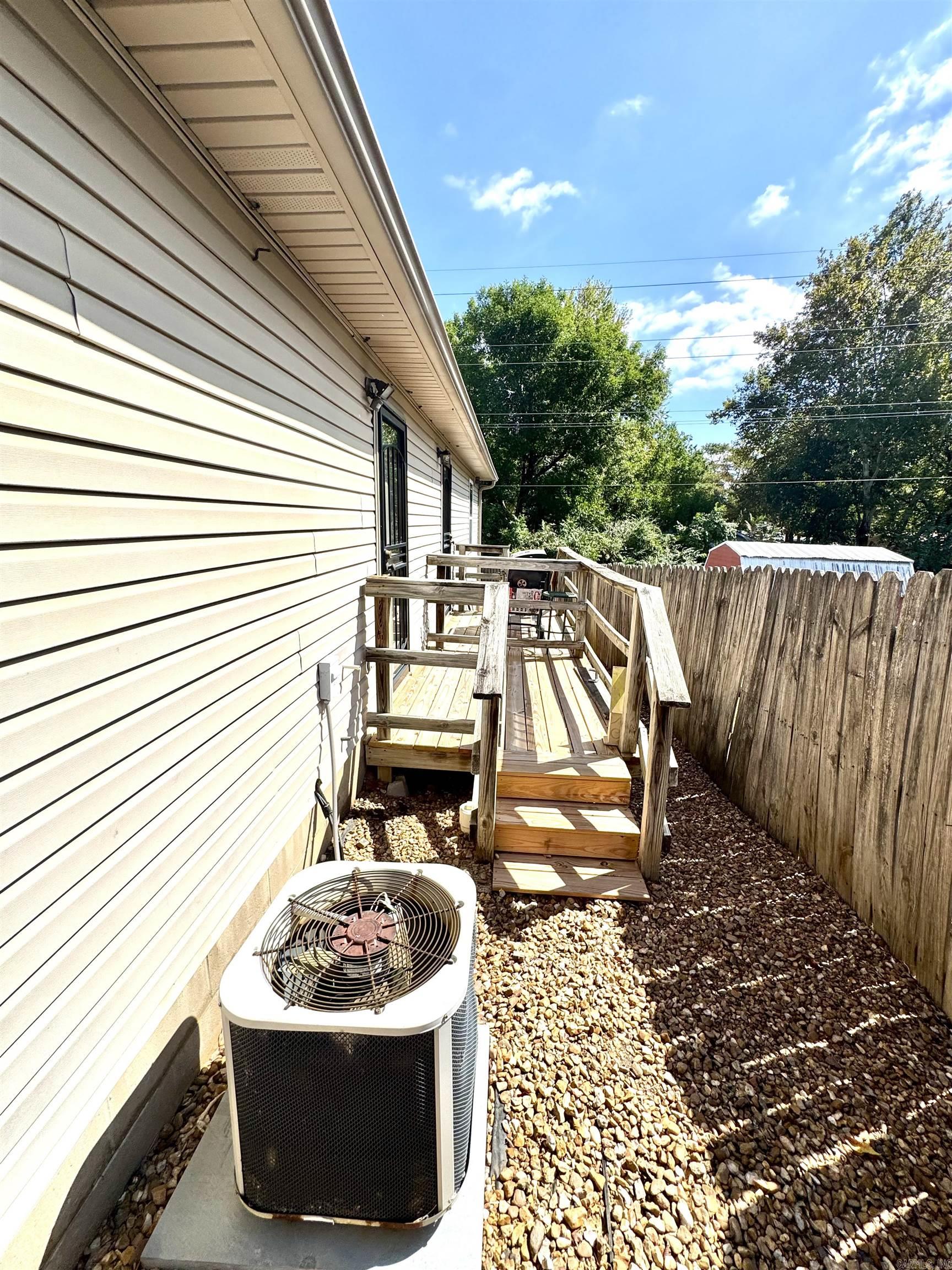 404 Scott Street Property Photo 27
