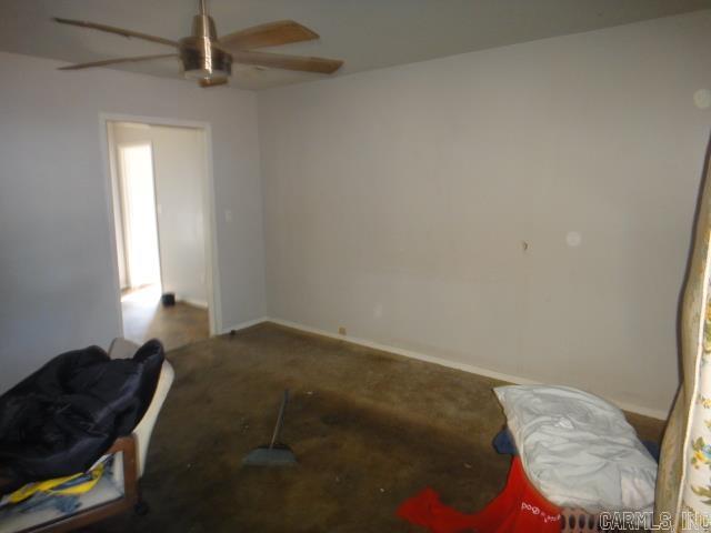 1190 Elsie Street Property Photo 6