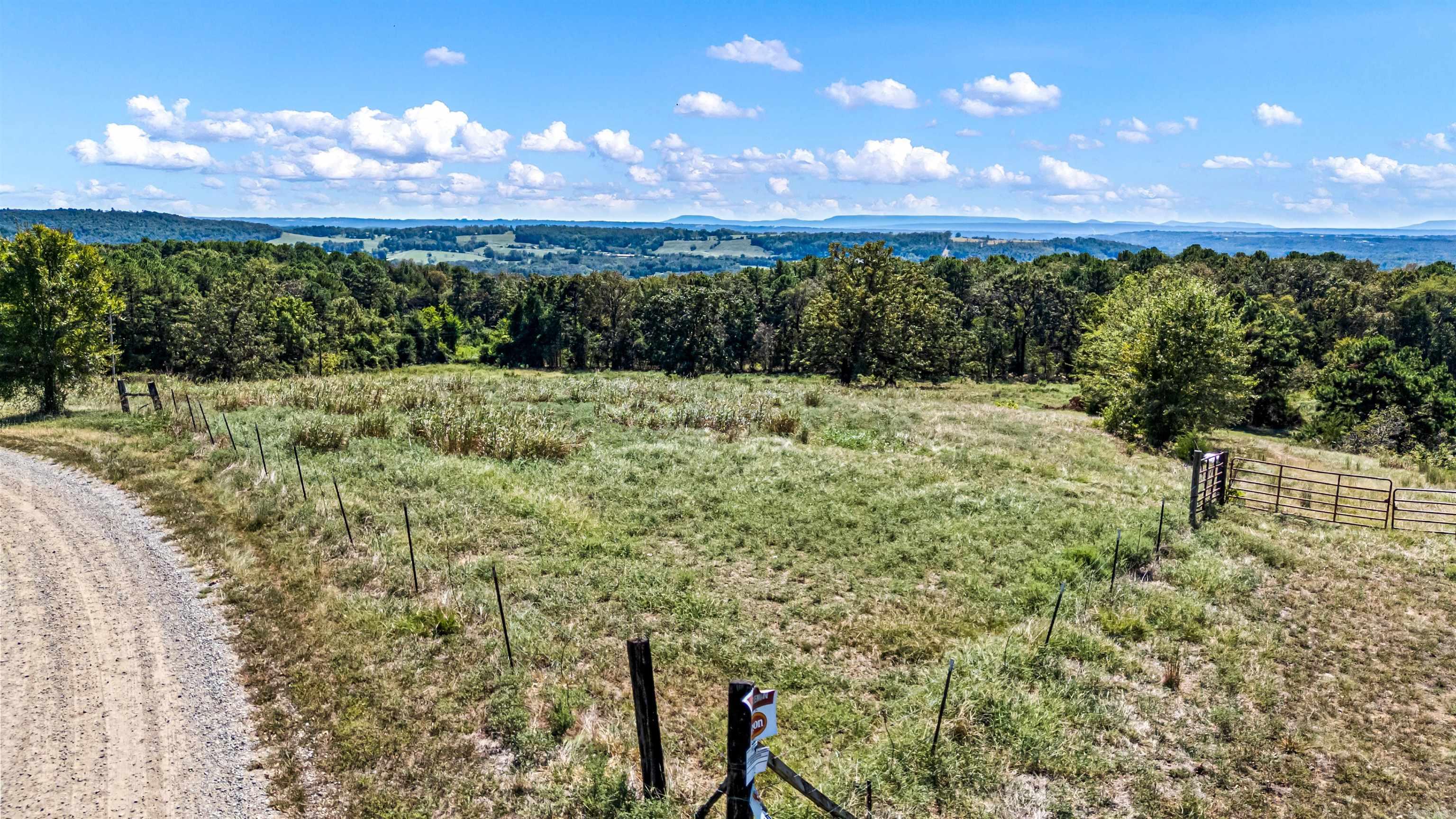 000 Cr 3706 Property Photo 2