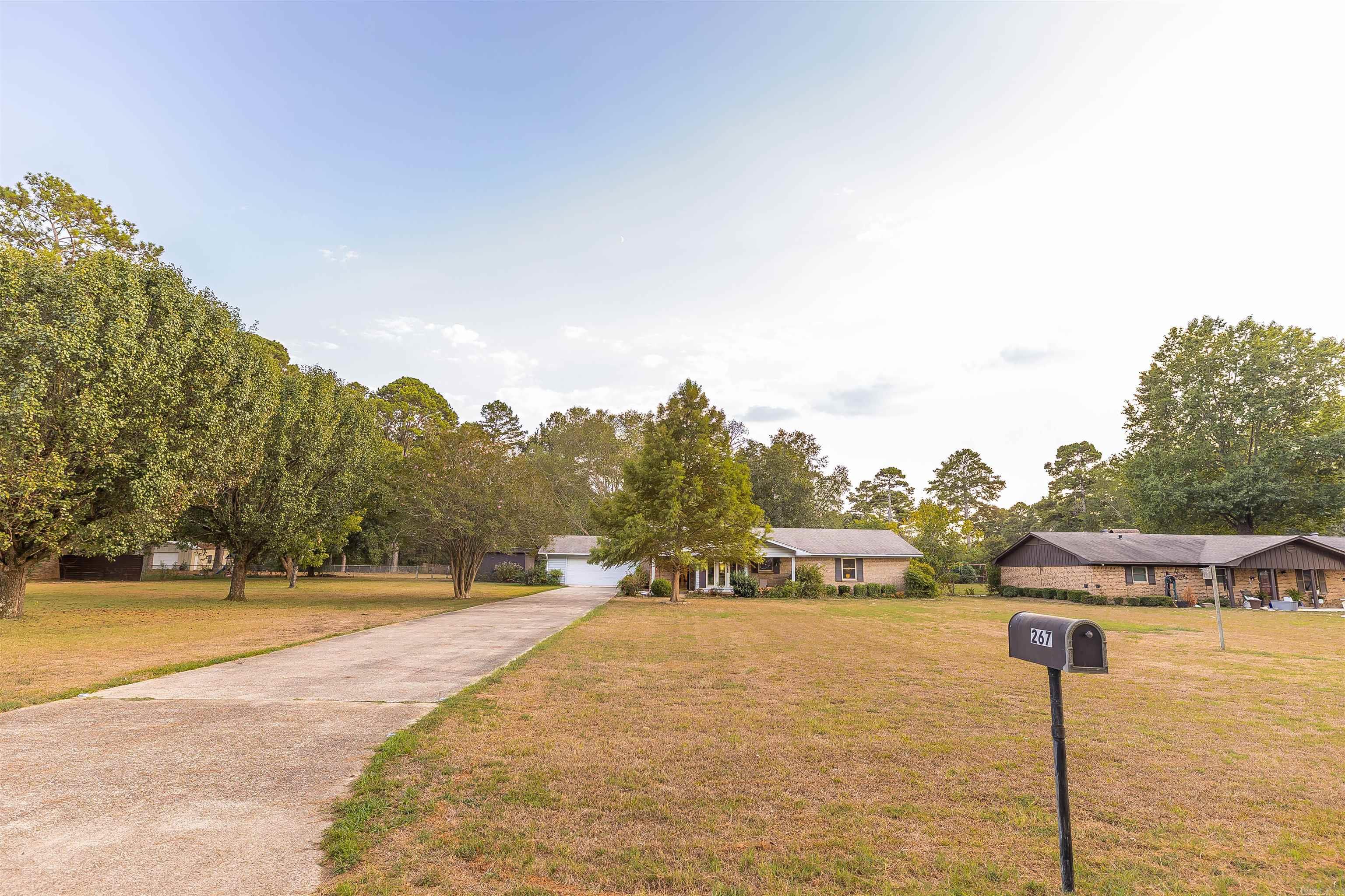 267 Oleta Avenue Property Photo 2