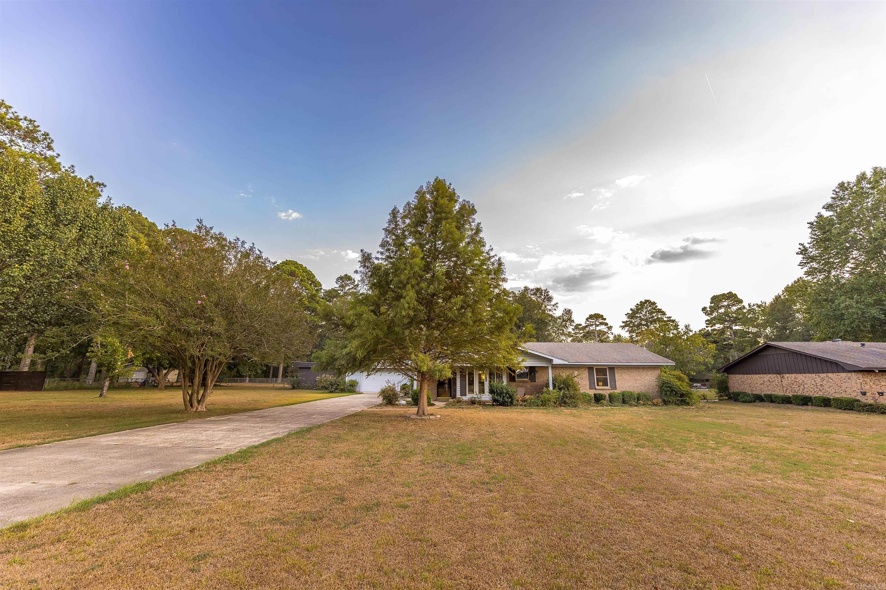 267 Oleta Avenue Property Photo 4