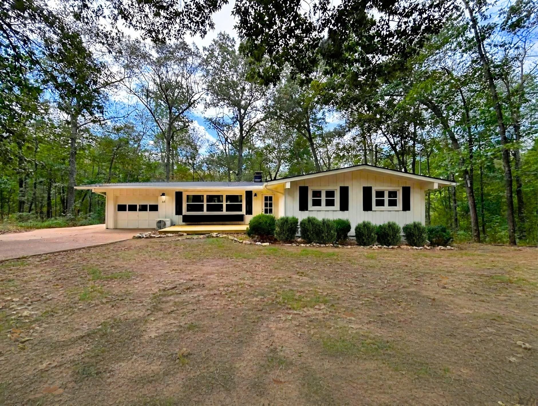 65 Cheyenne Drive Property Photo 1