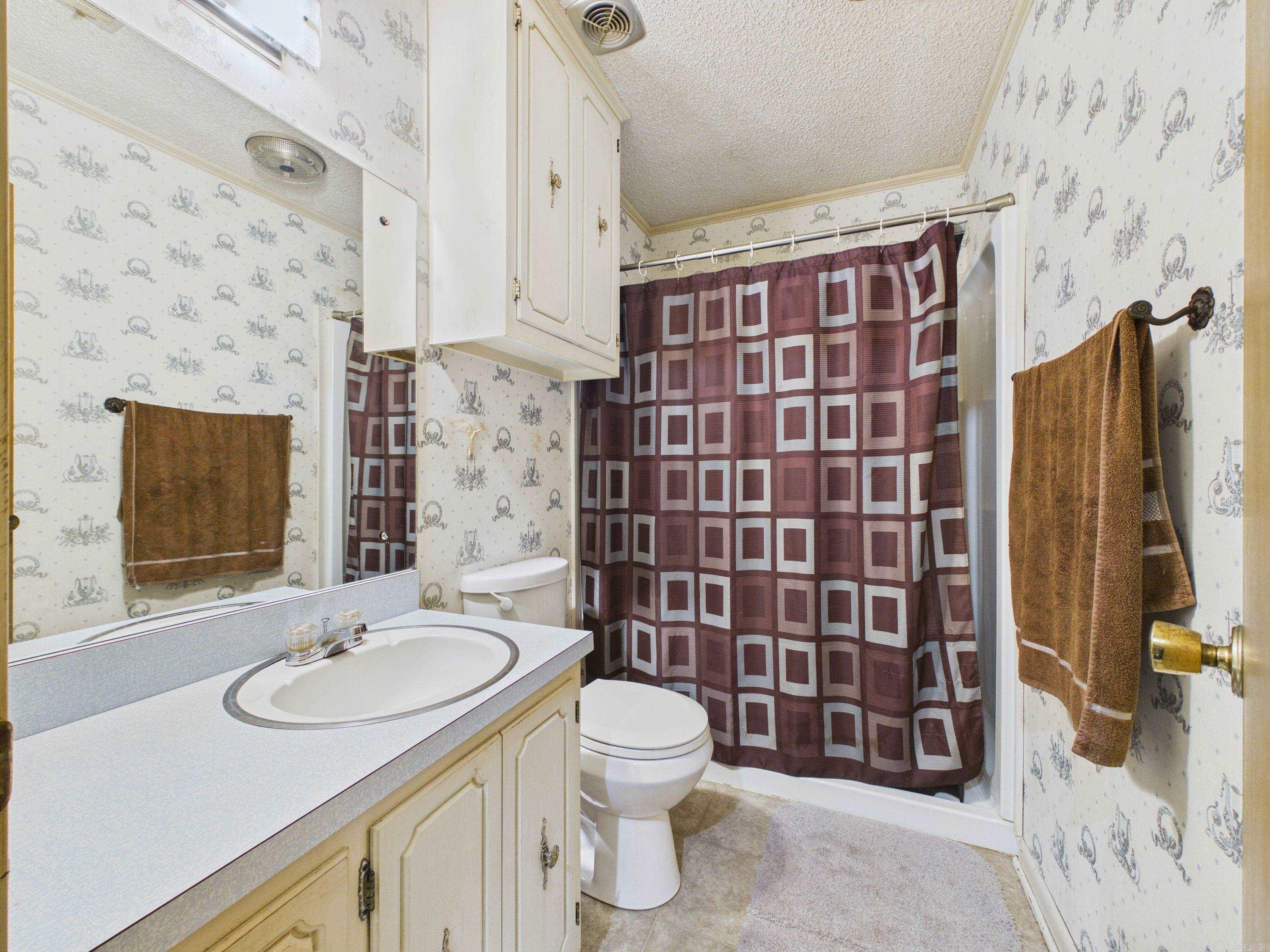 402 W Barnett Street Property Photo 19