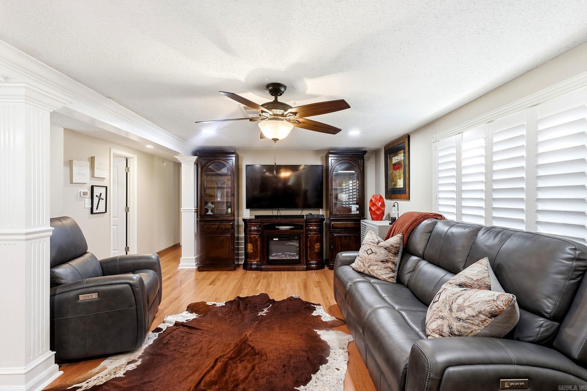 16421 Highway 365 S Property Photo 10