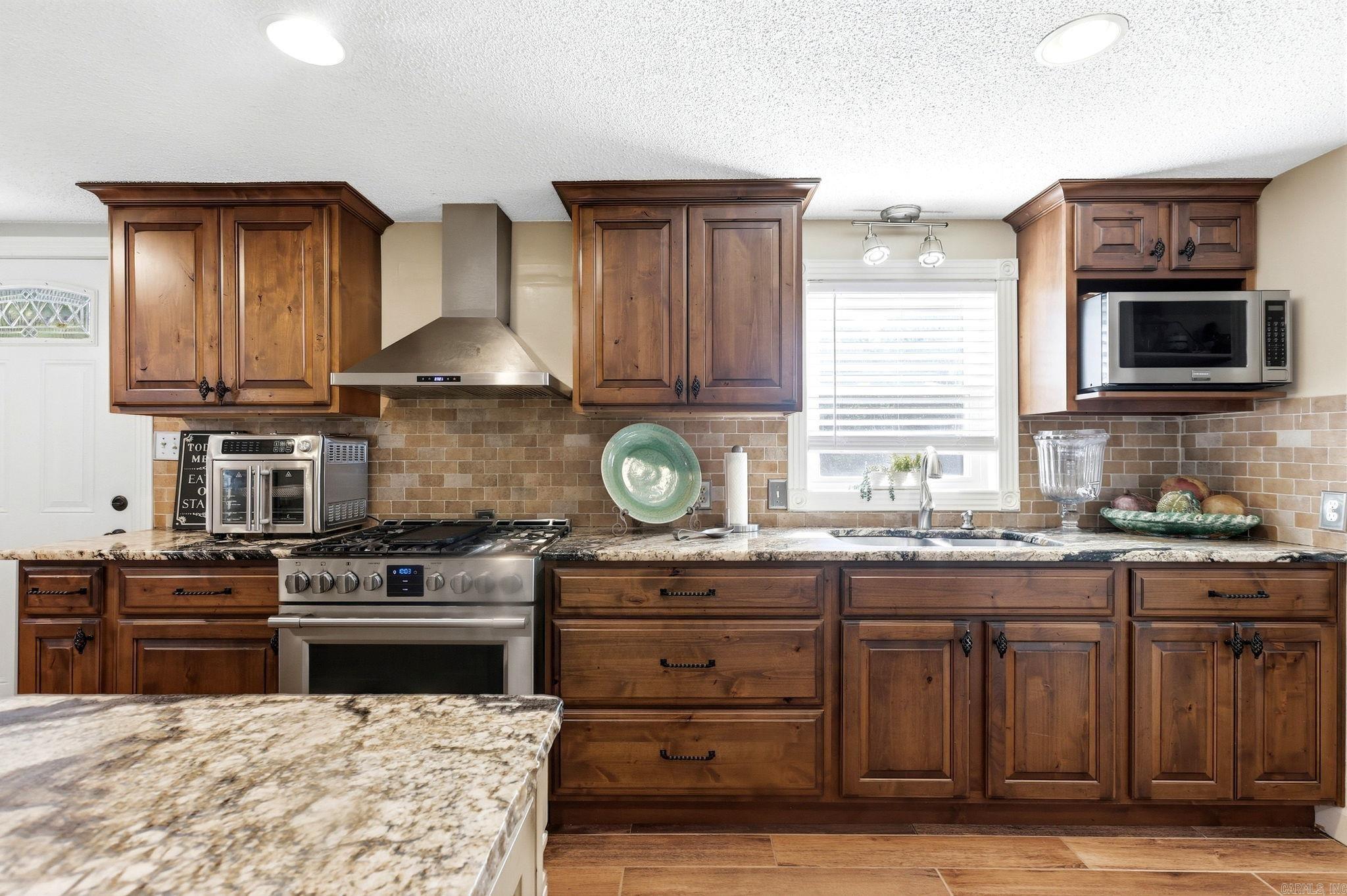 16421 Highway 365 S Property Photo 14