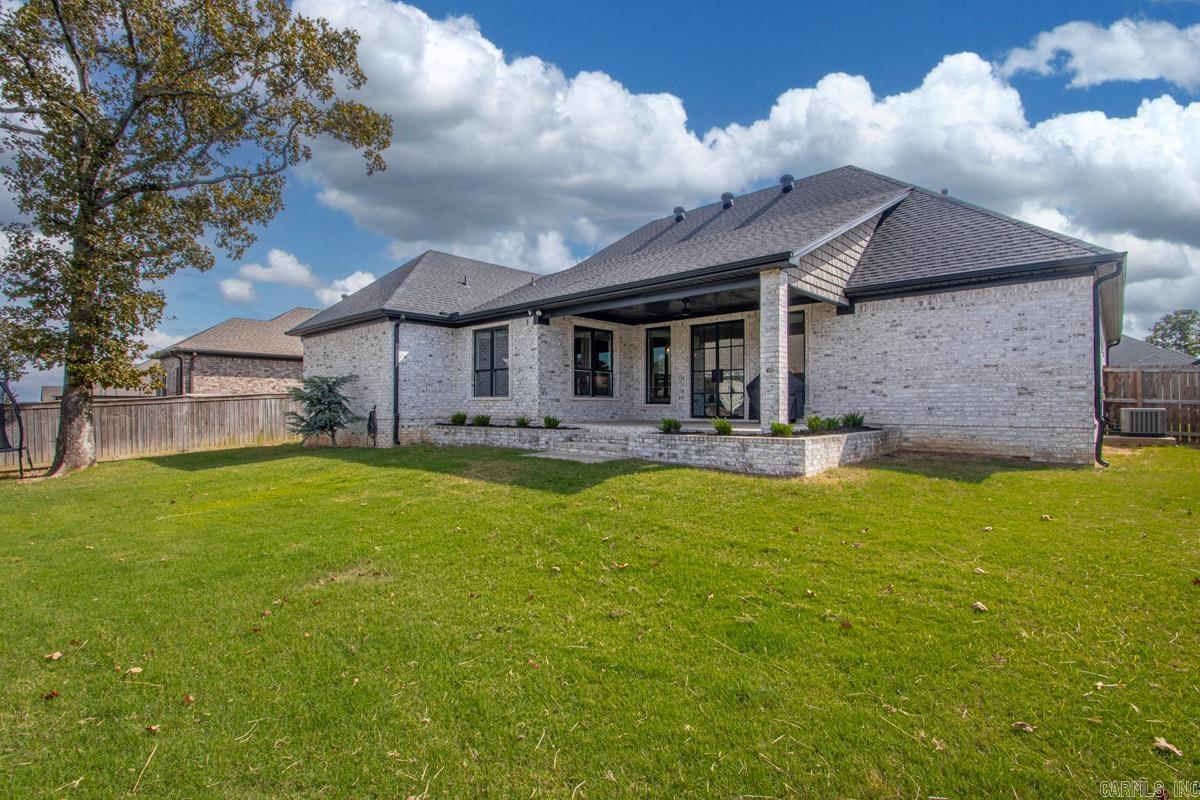 1609 Creekview Property Photo 39