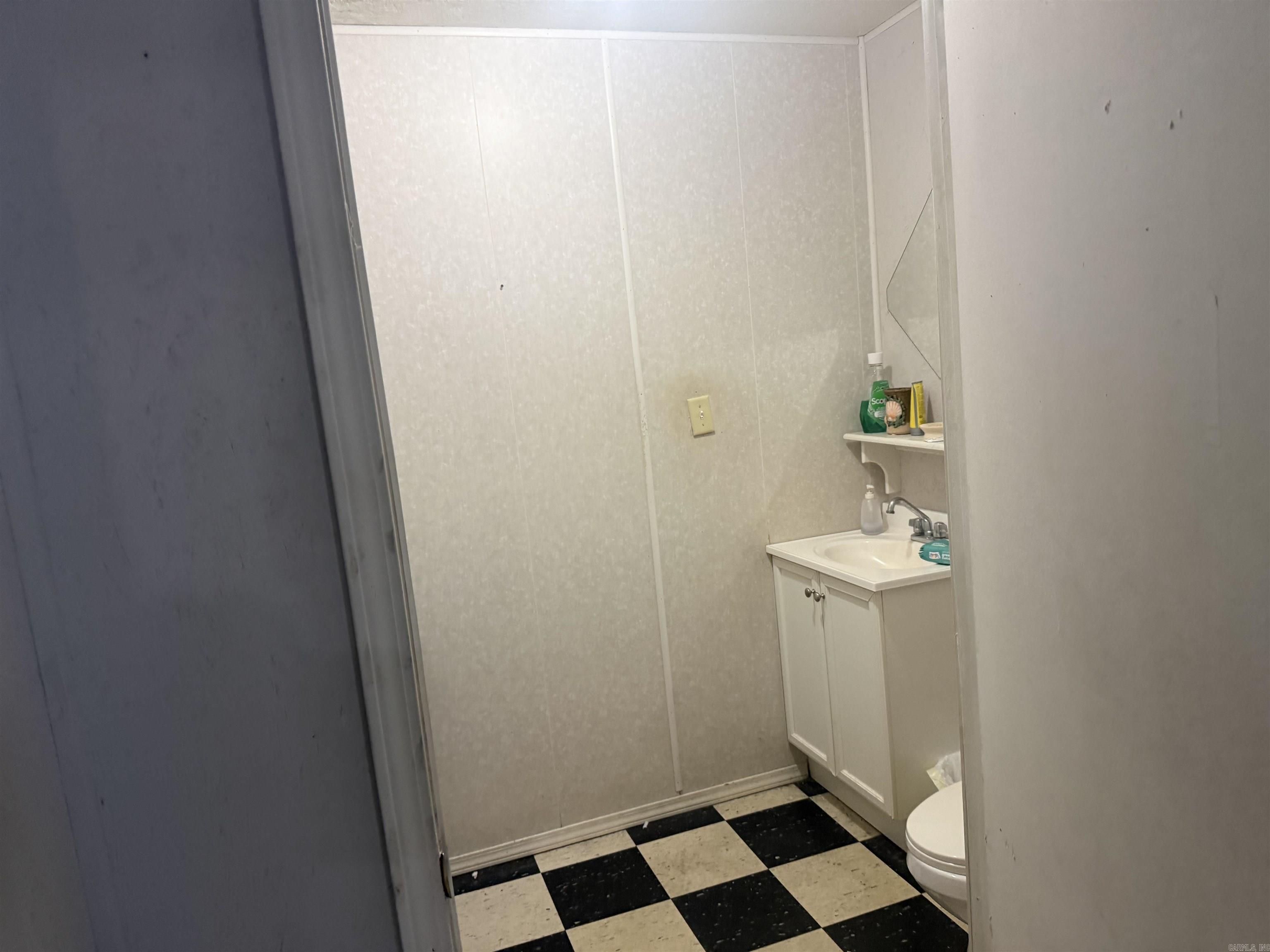 5525 Sulphur Springs Road Property Photo 6