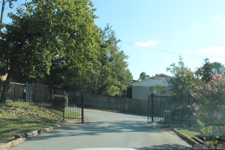 2001 Reservoir 14 Property Photo 11