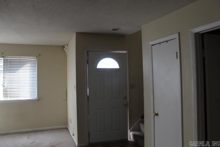2001 Reservoir 14 Property Photo 13