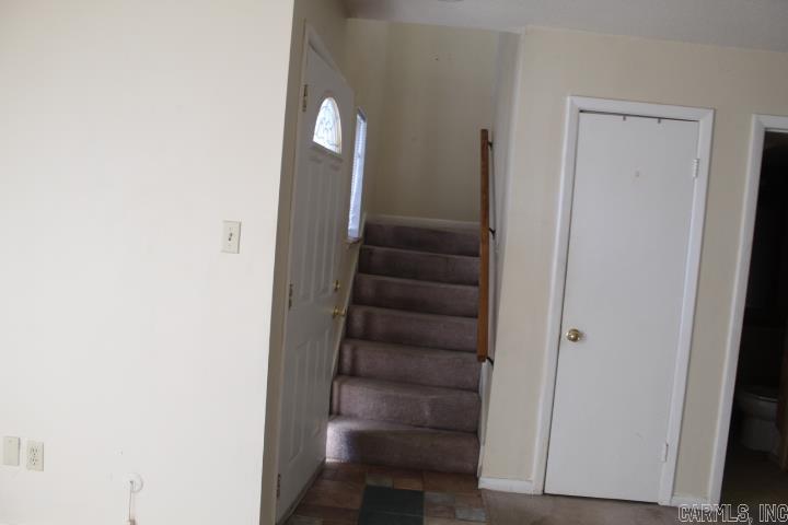 2001 Reservoir 14 Property Photo 15