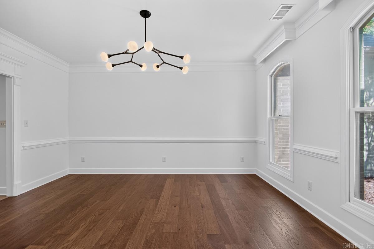 20 Latour Property Photo 12