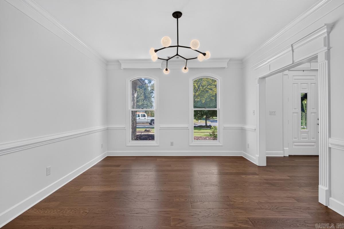 20 Latour Property Photo 13