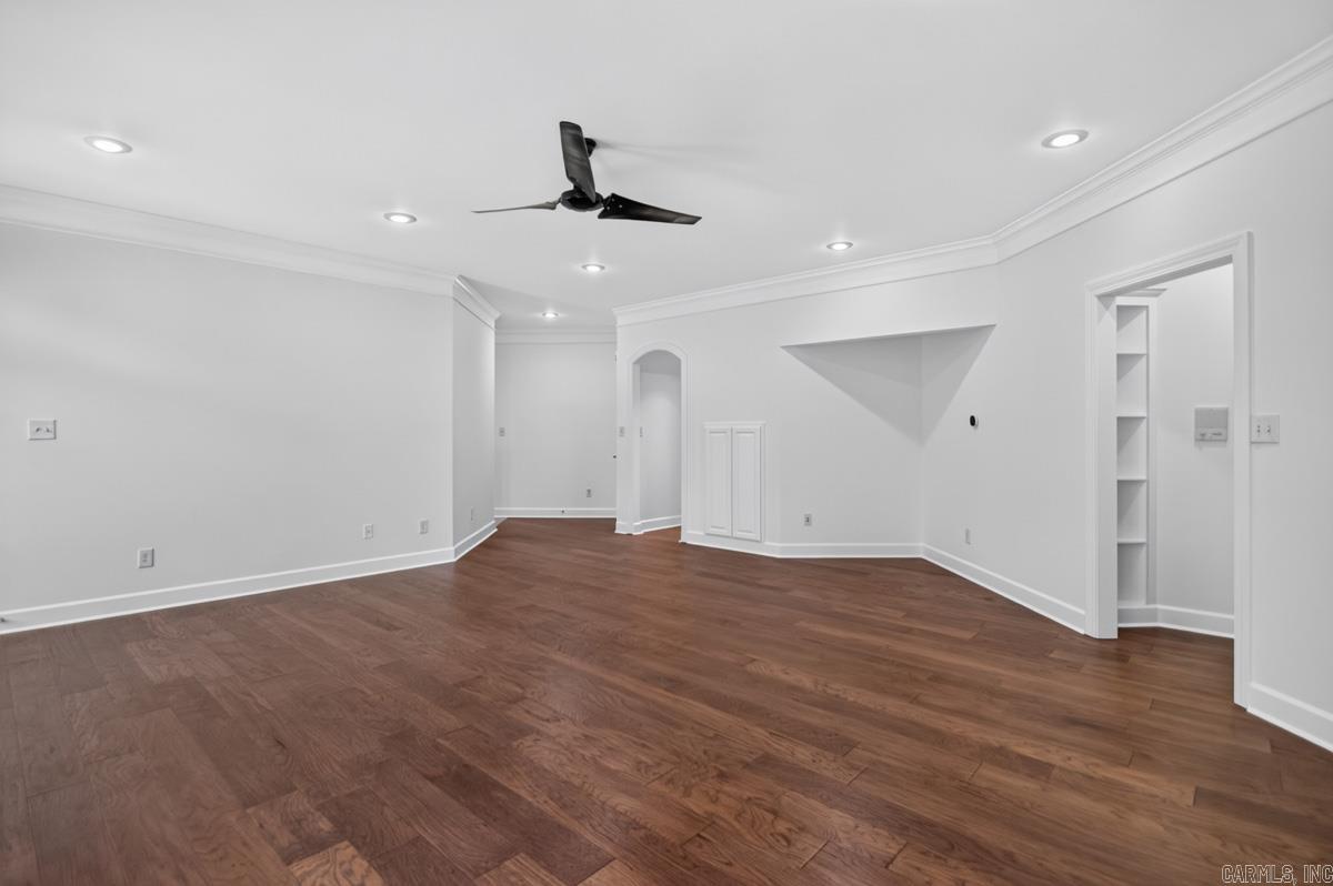20 Latour Property Photo 16