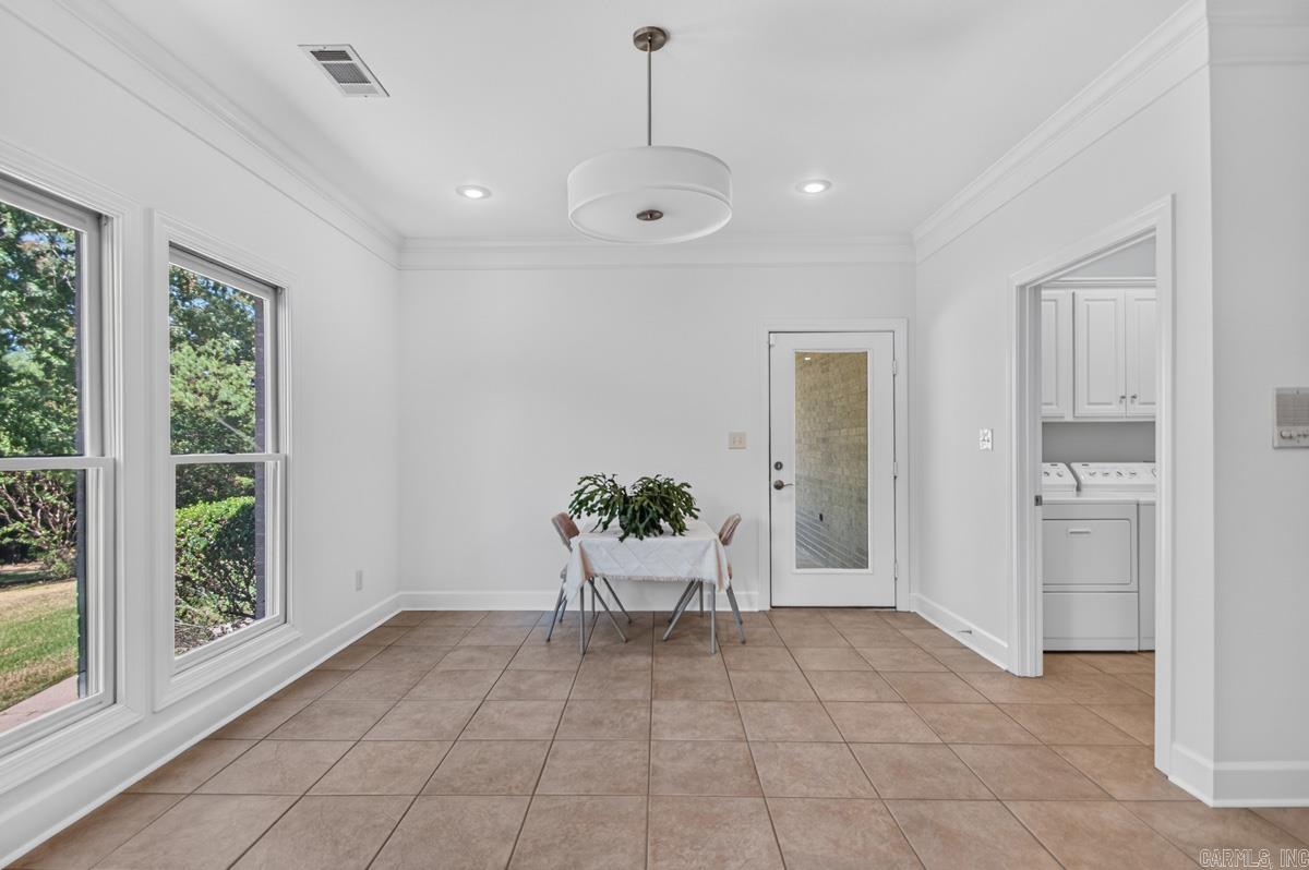 20 Latour Property Photo 21