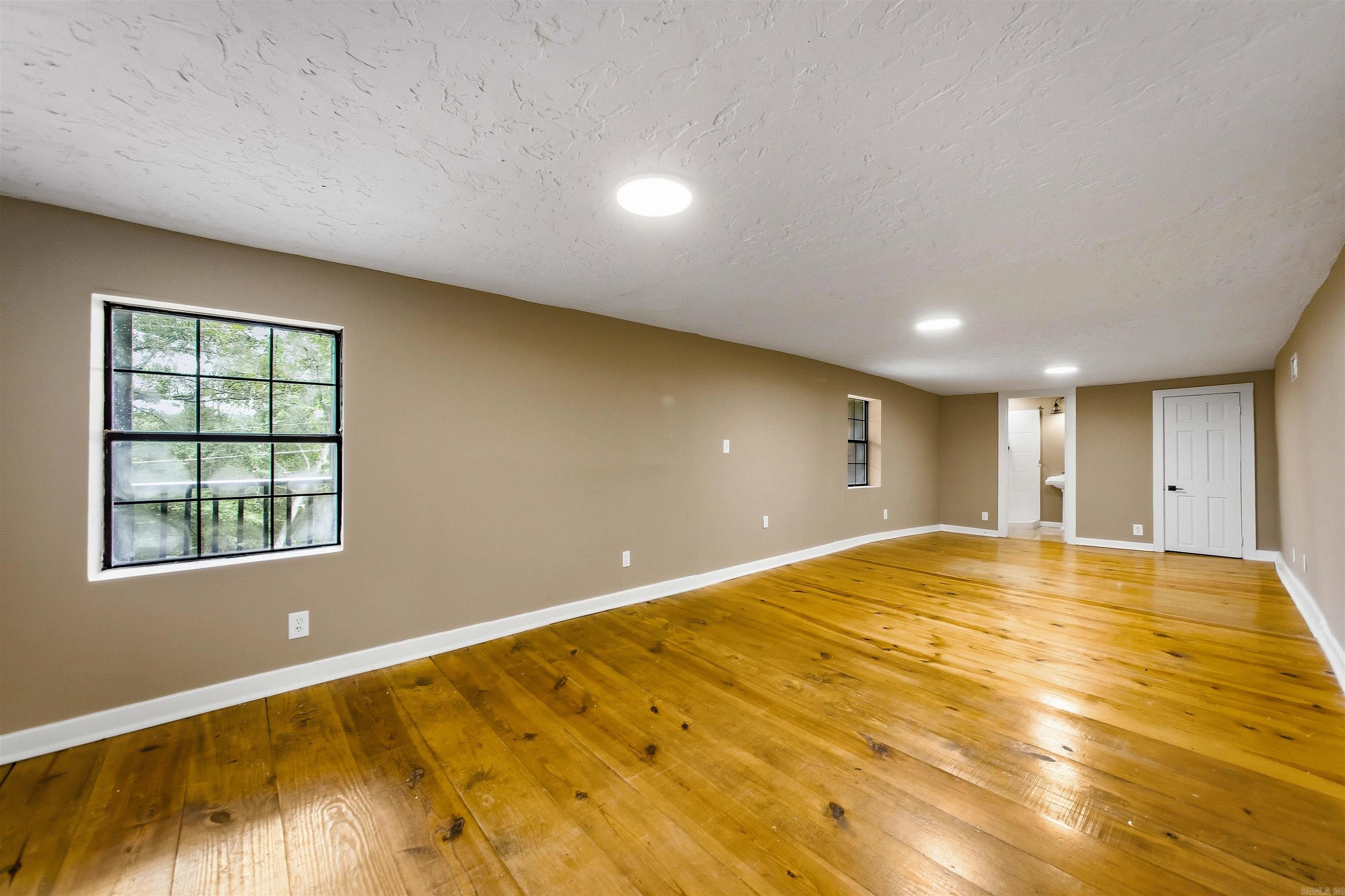 6233 Reeves Lane Property Photo 30