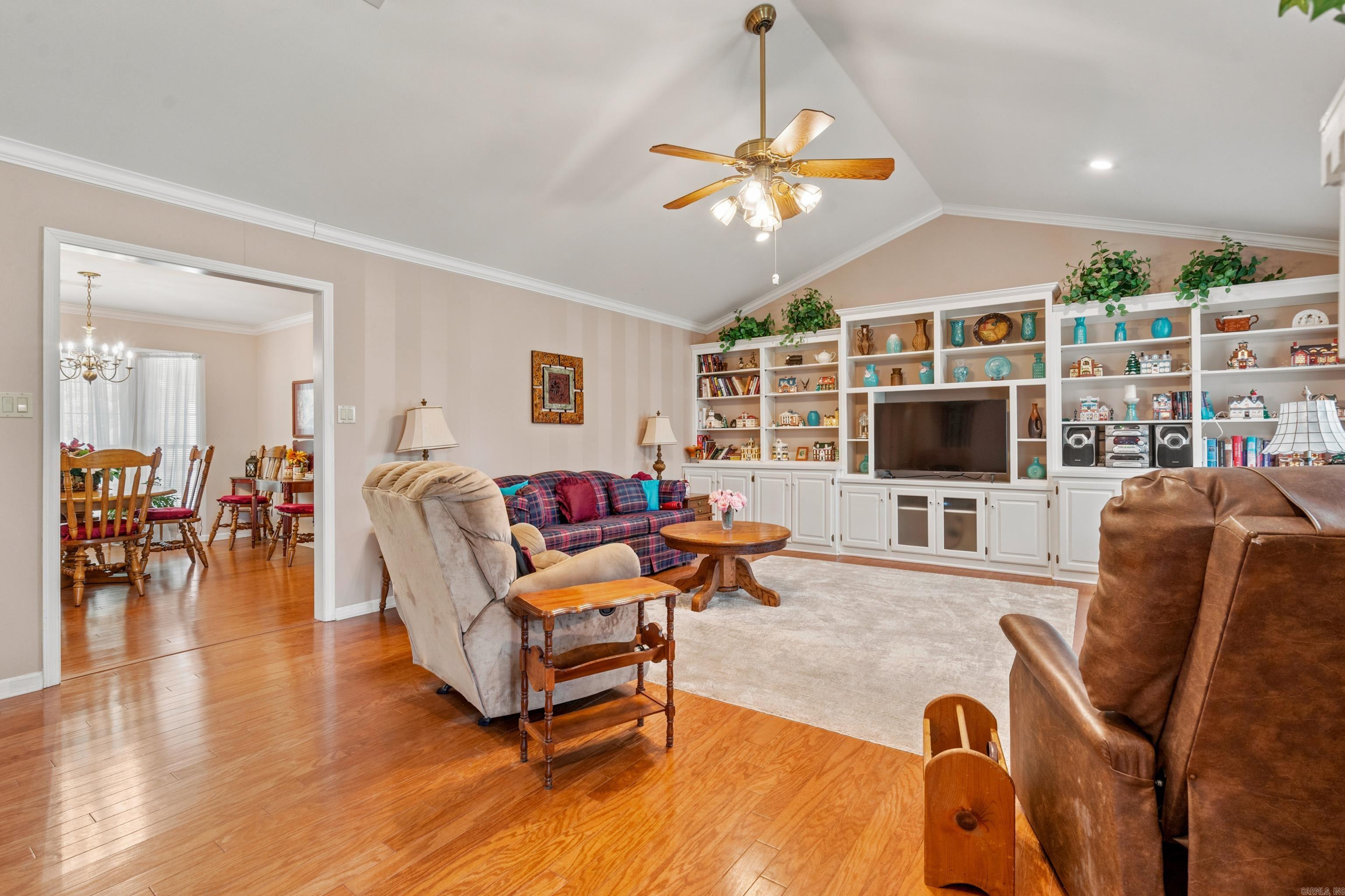 1724 Regency Drive Property Photo 6