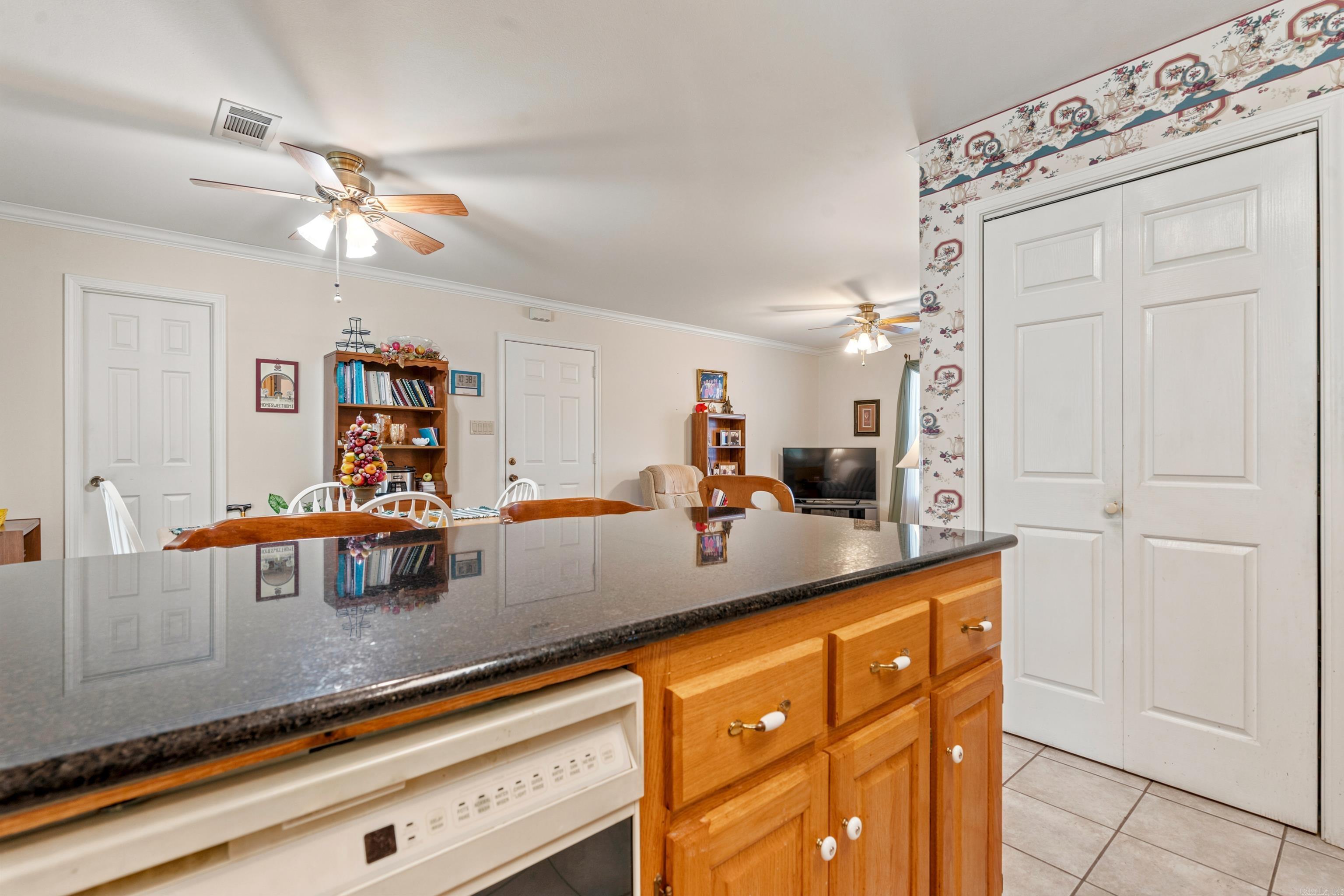 1724 Regency Drive Property Photo 16