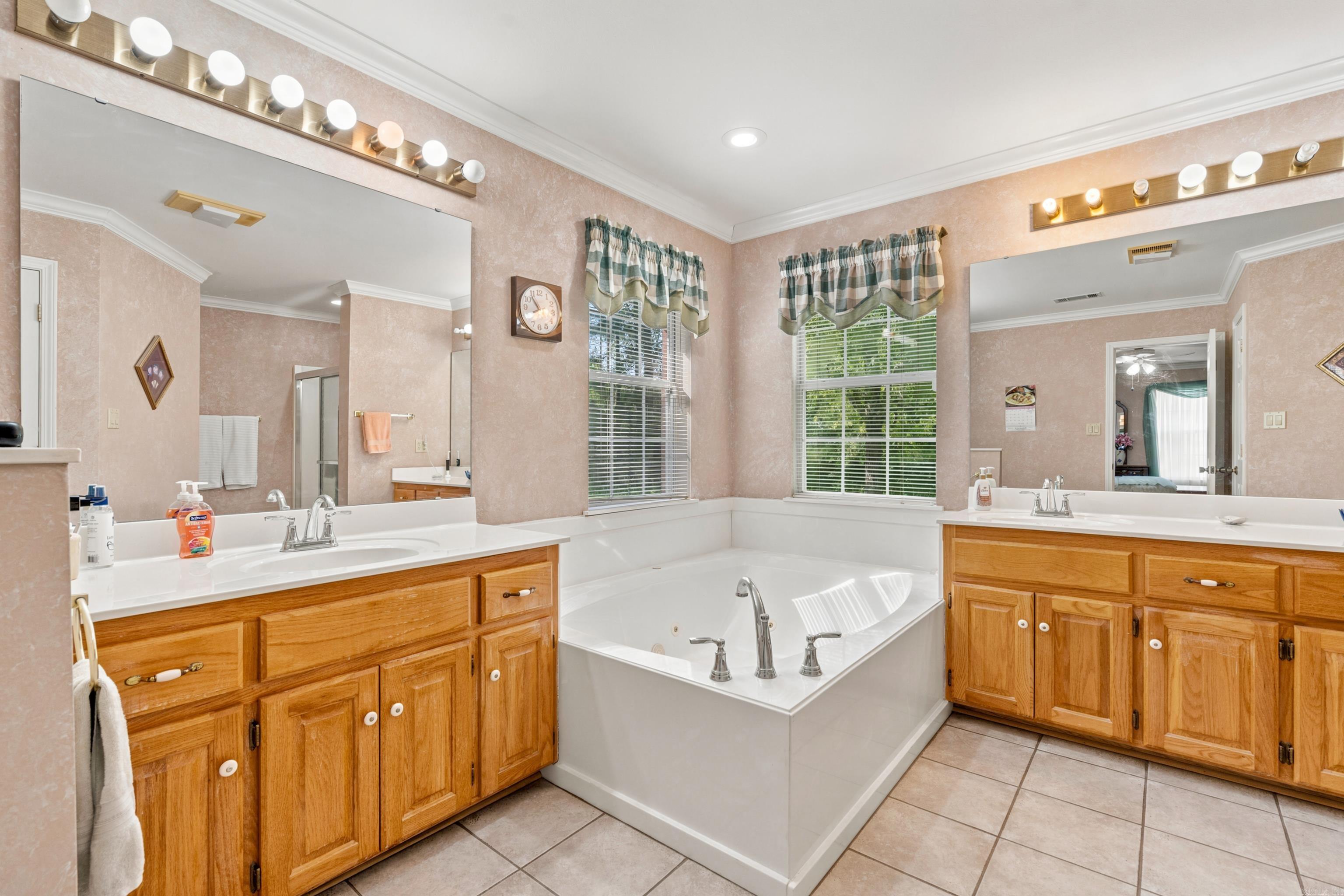 1724 Regency Drive Property Photo 32