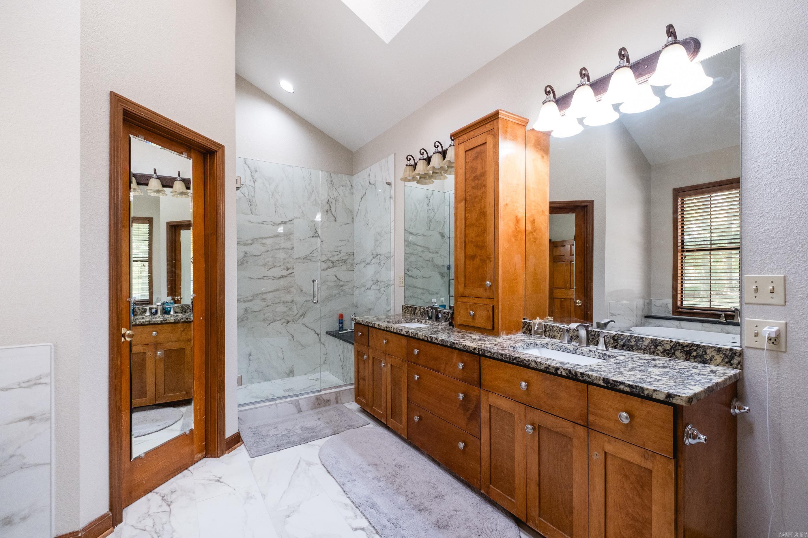 21507 Reynard Lane Property Photo 12