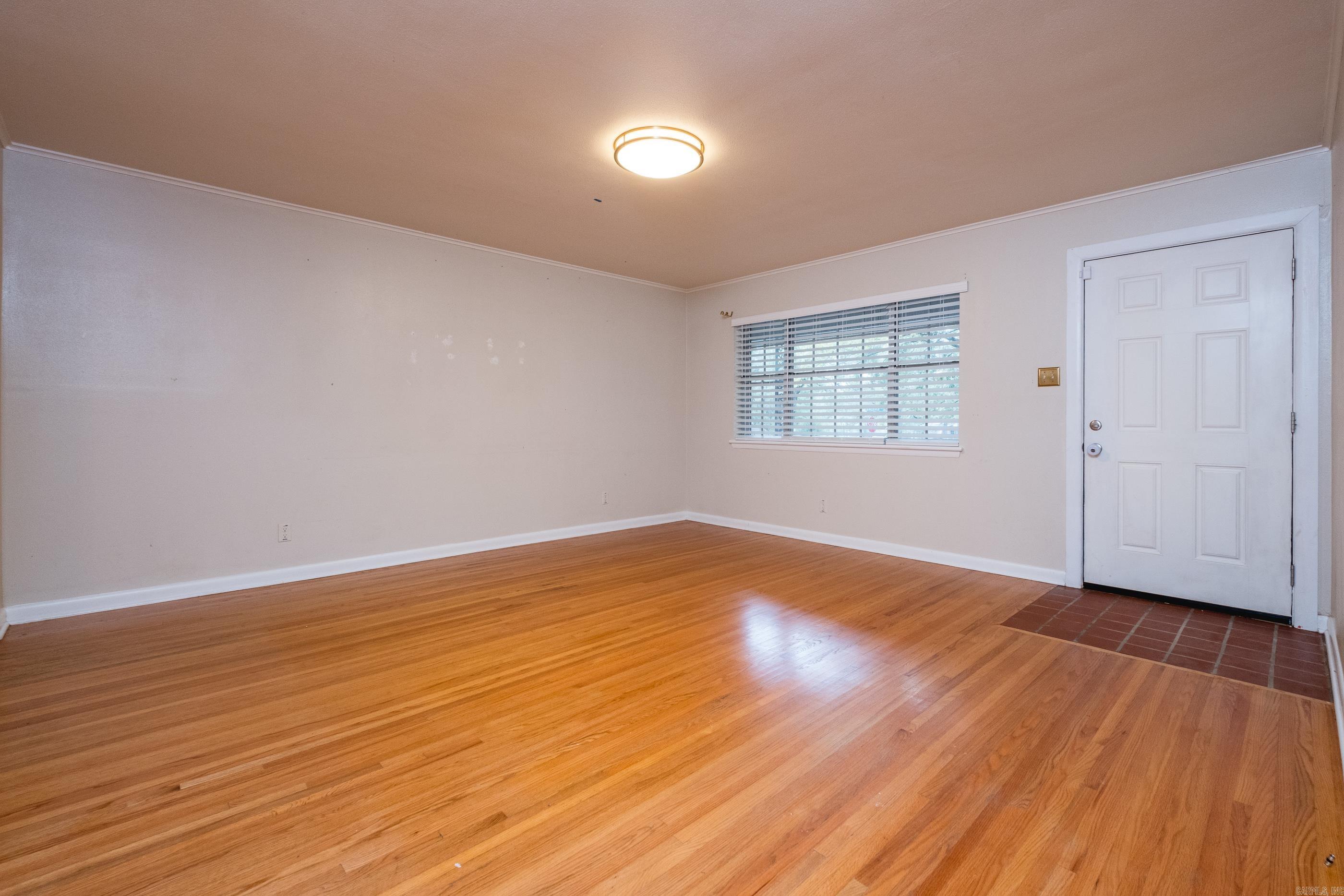 2 Lawrence Drive Property Photo 8