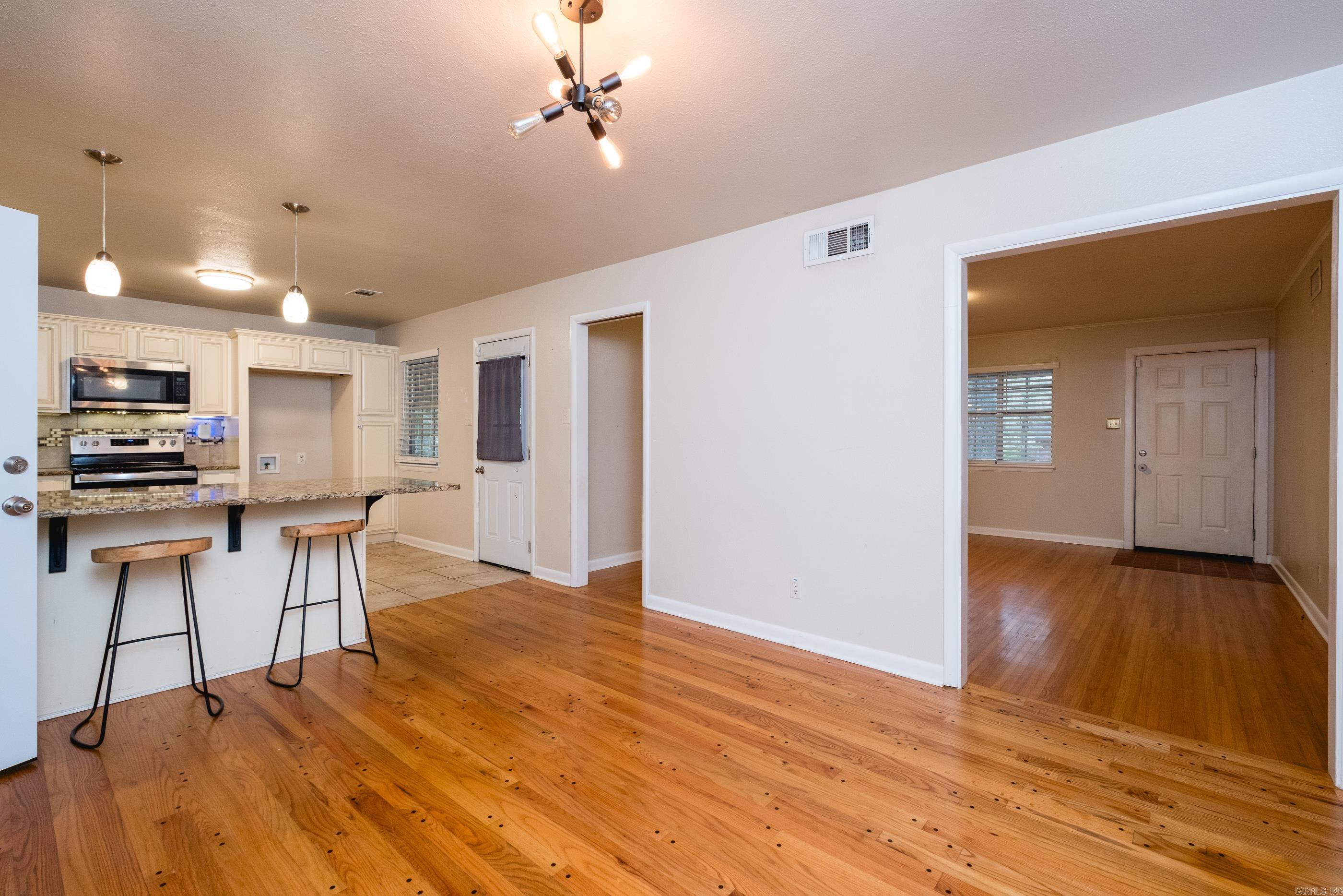 2 Lawrence Drive Property Photo 21
