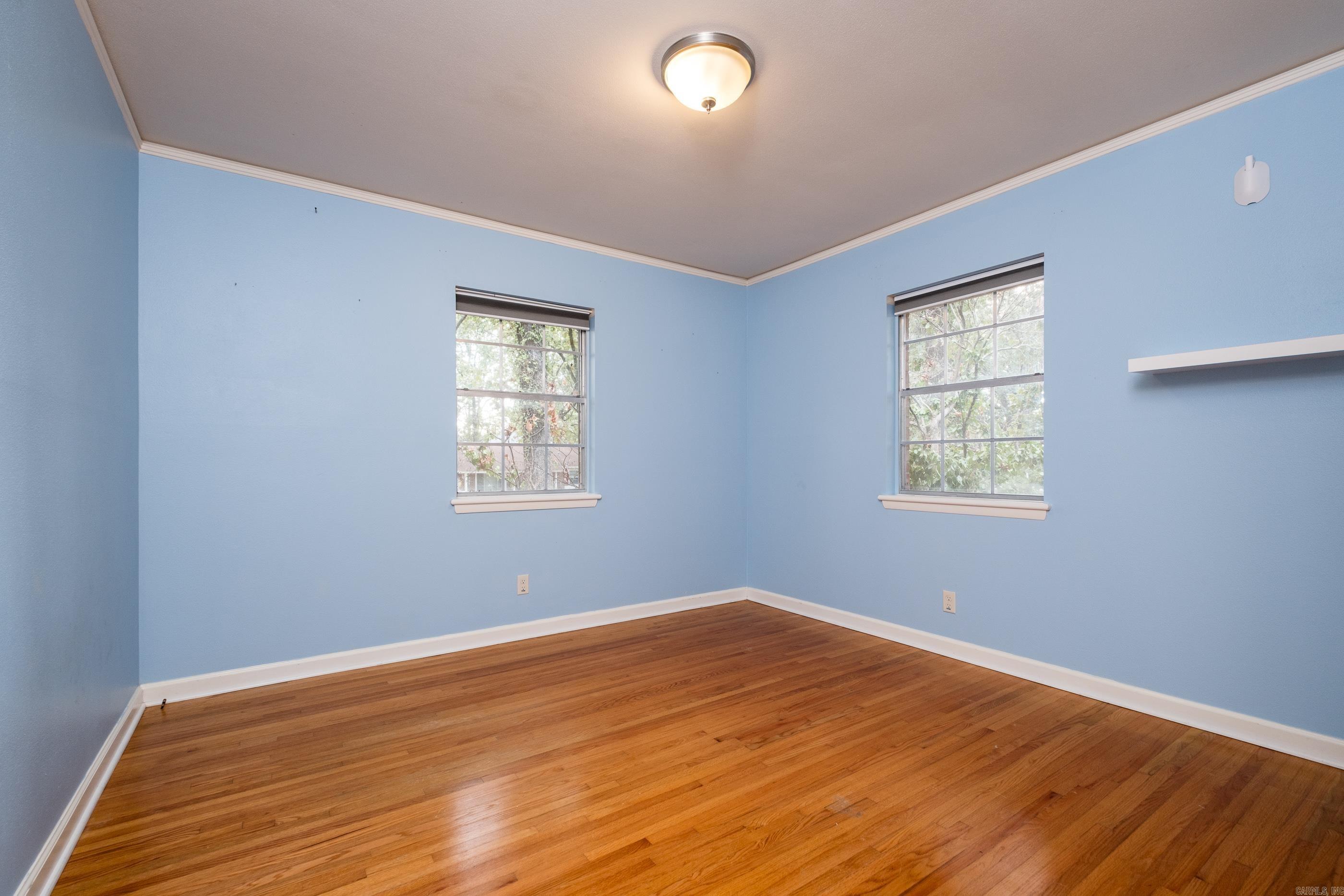 2 Lawrence Drive Property Photo 34