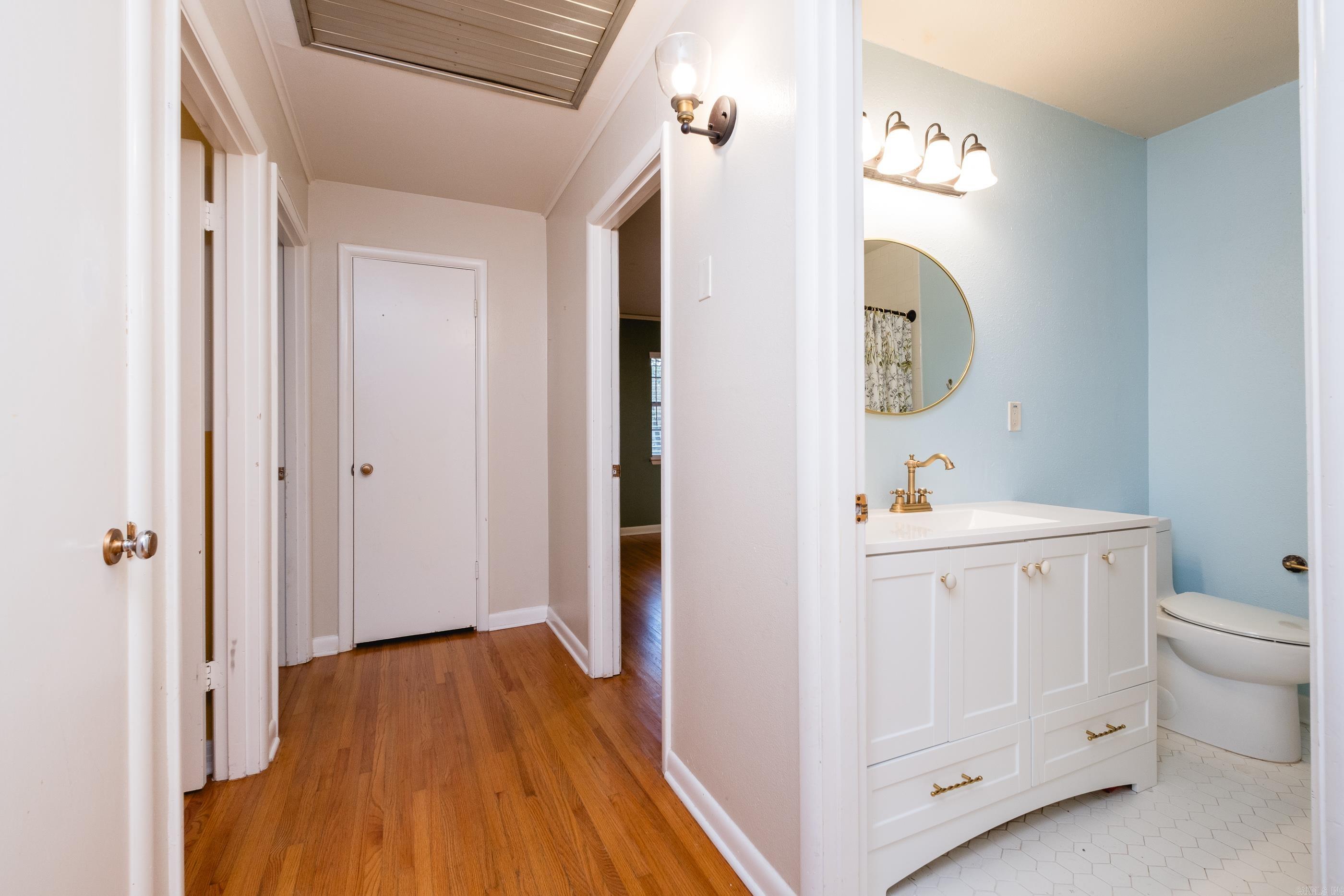2 Lawrence Drive Property Photo 37