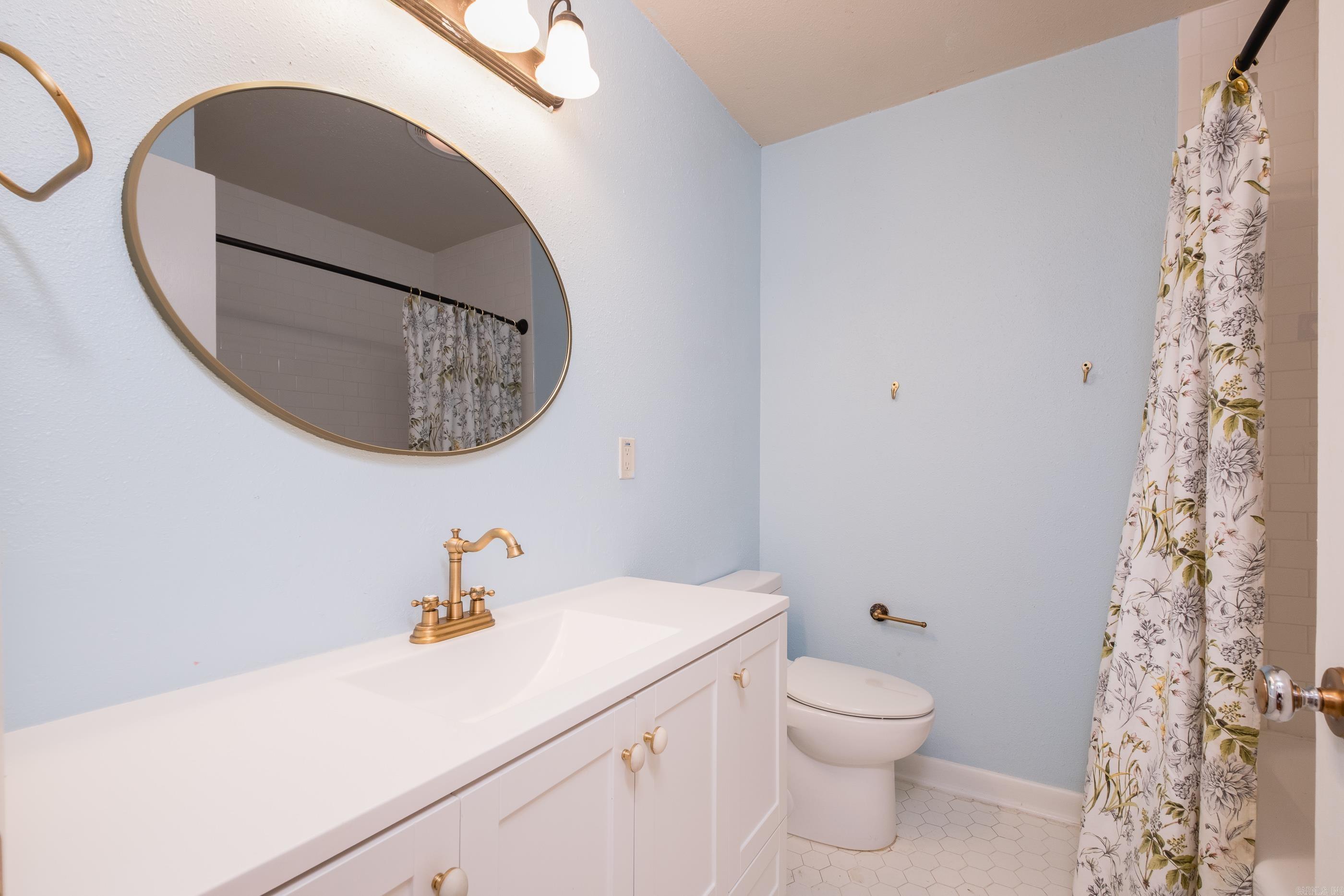 2 Lawrence Drive Property Photo 38