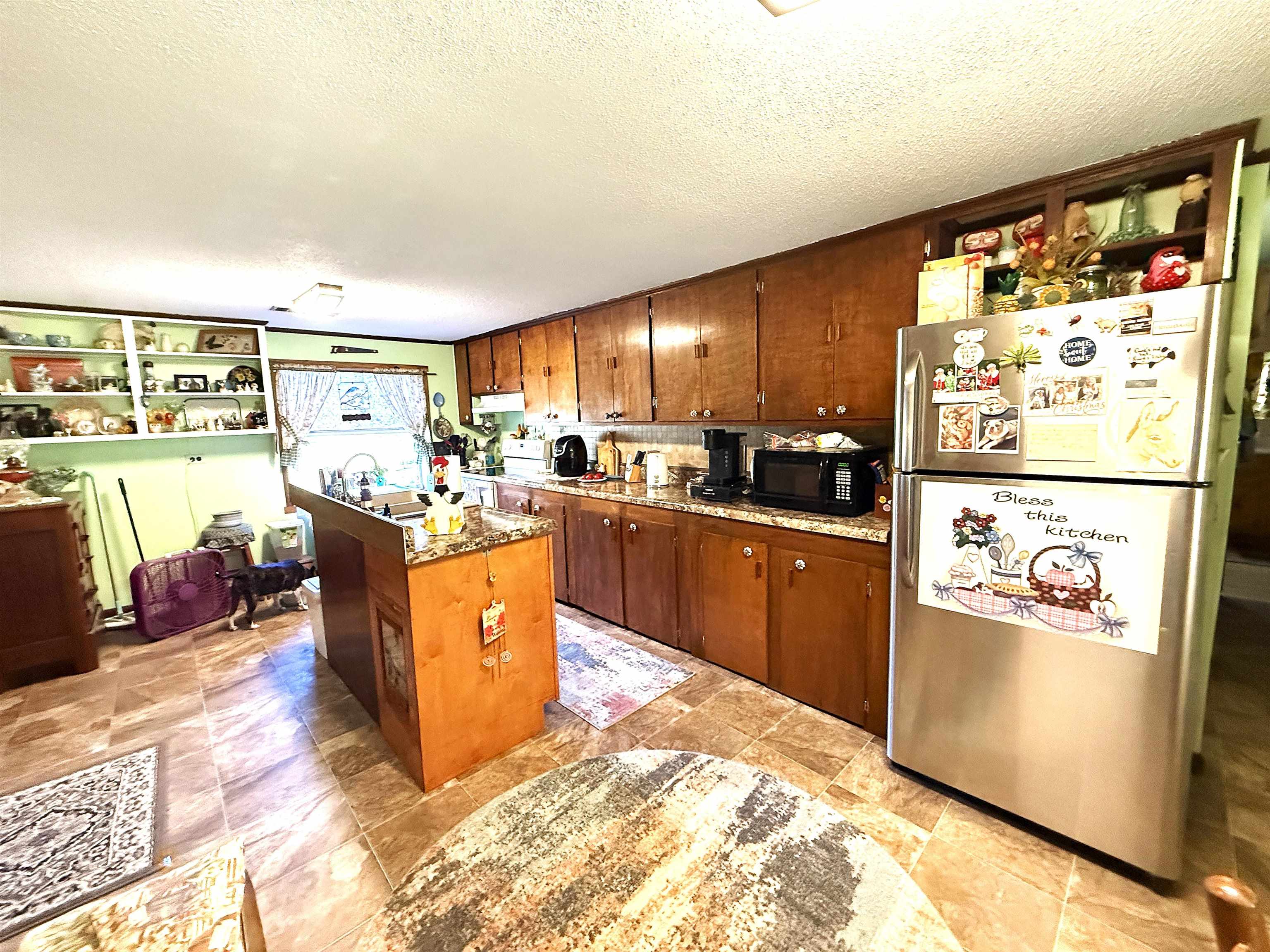 1172 S Boswell Road Property Photo 7