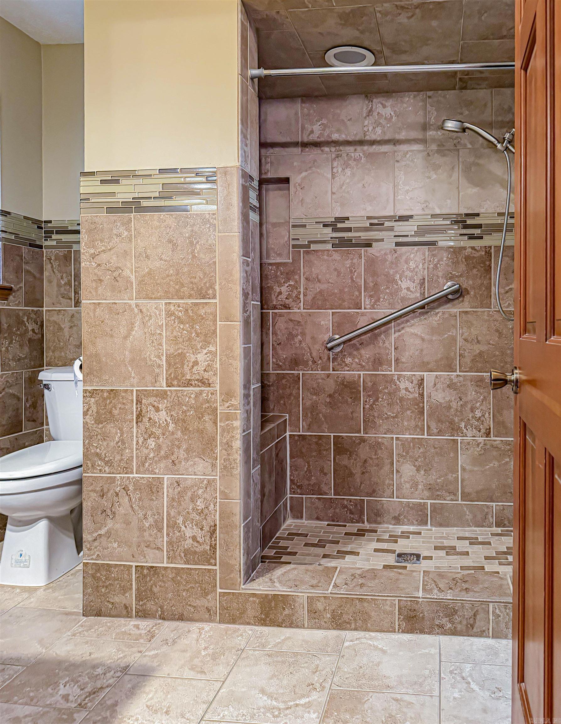 1237 Mc 7023 Property Photo 31